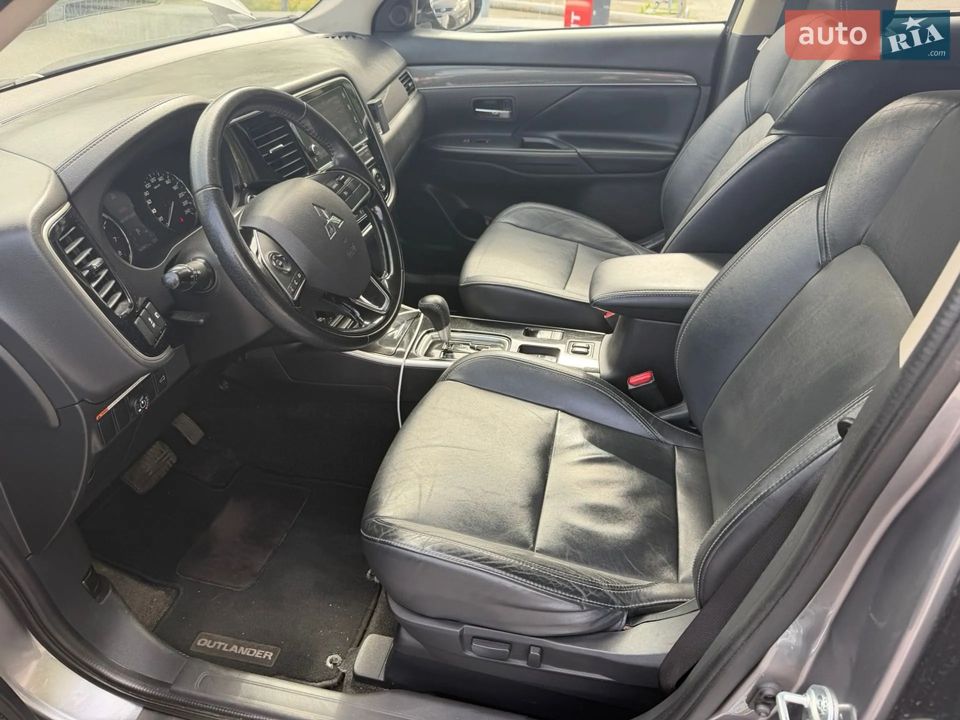2018 Mitsubishi Outlander - мініатюра 19