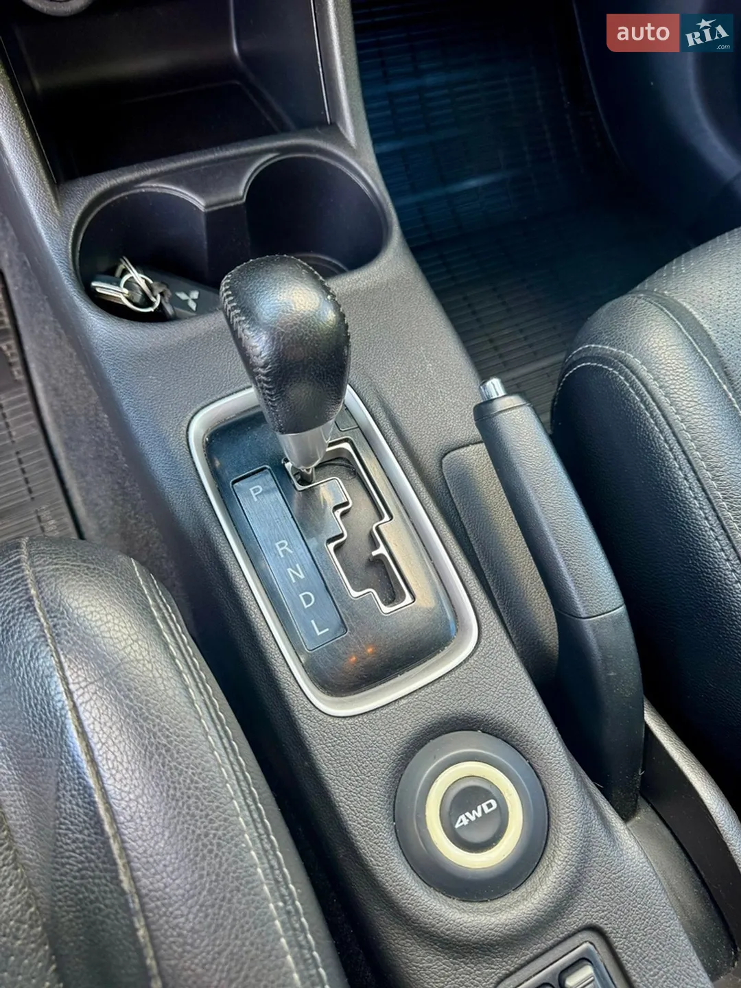 2013 Mitsubishi Outlander - мініатюра 26