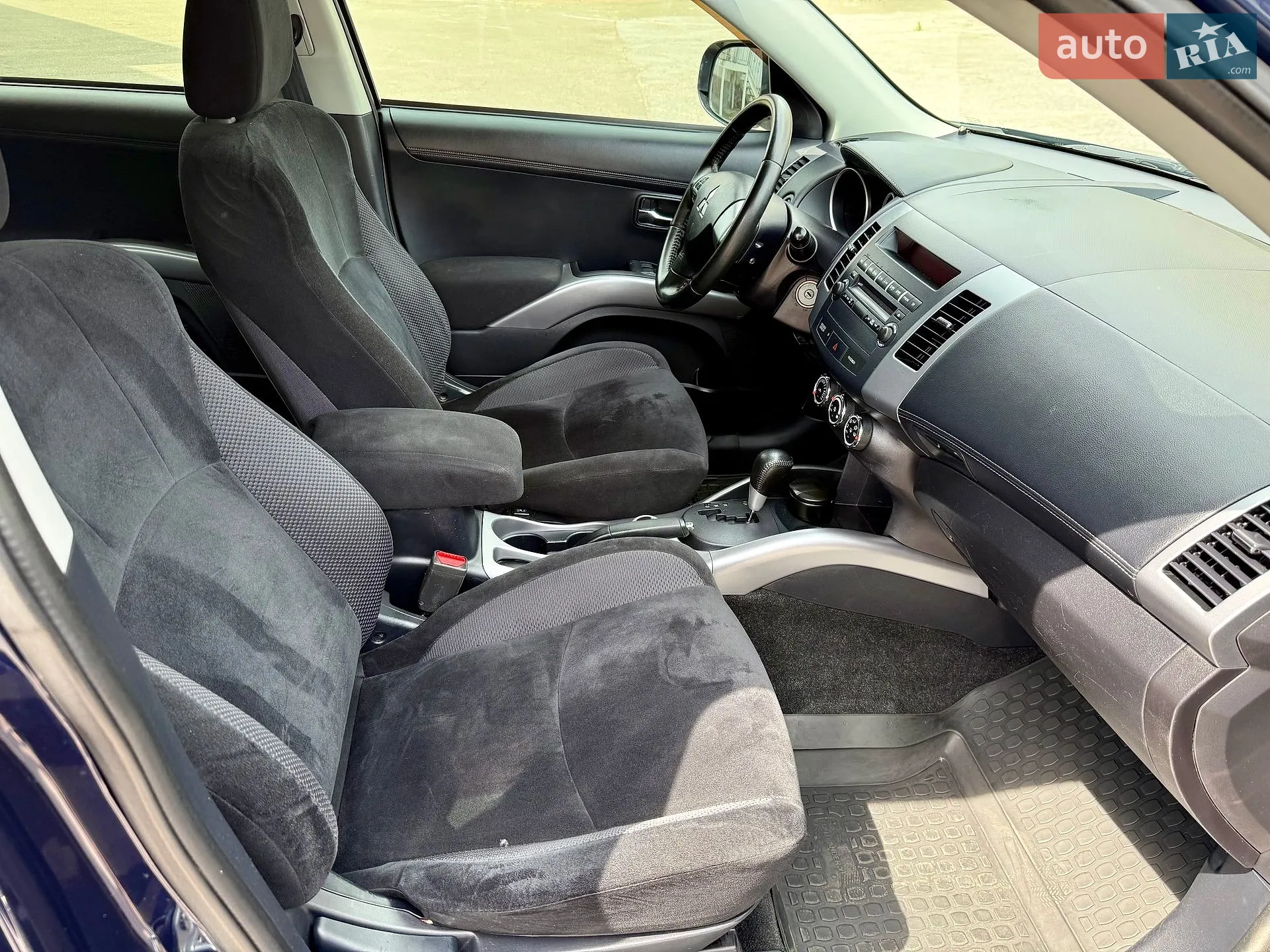 2012 Mitsubishi Outlander - мініатюра 35