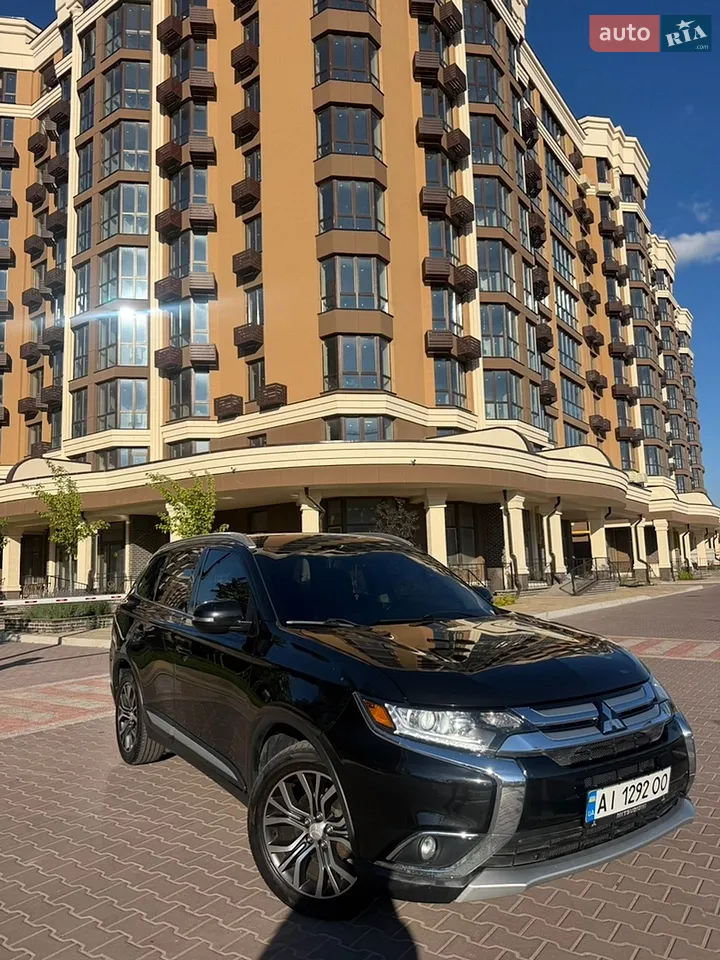 2017 Mitsubishi Outlander - мініатюра 14