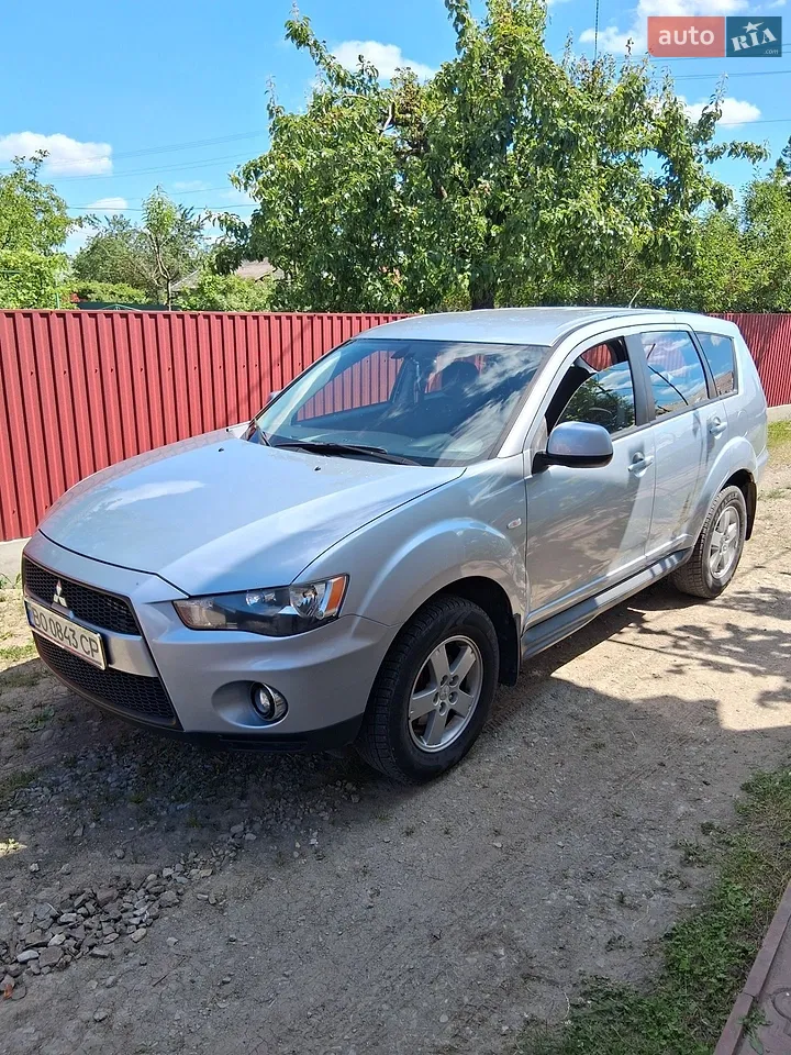 2011 Mitsubishi Outlander - мініатюра 31