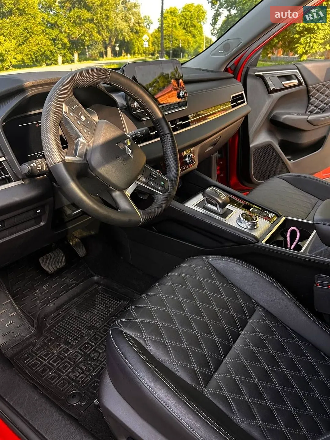 2024 Mitsubishi Outlander - мініатюра 15