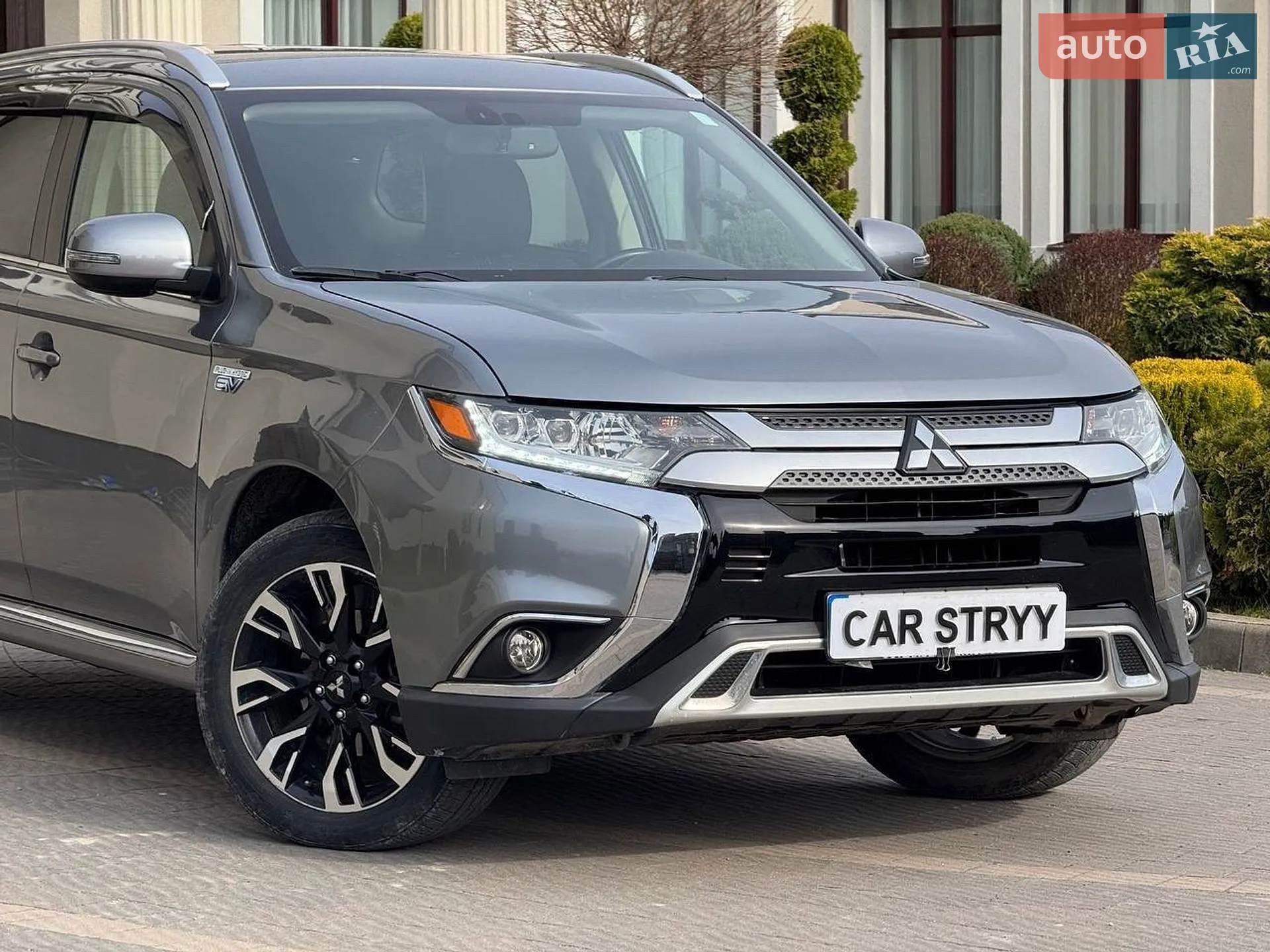 2018 Mitsubishi Outlander - мініатюра 6