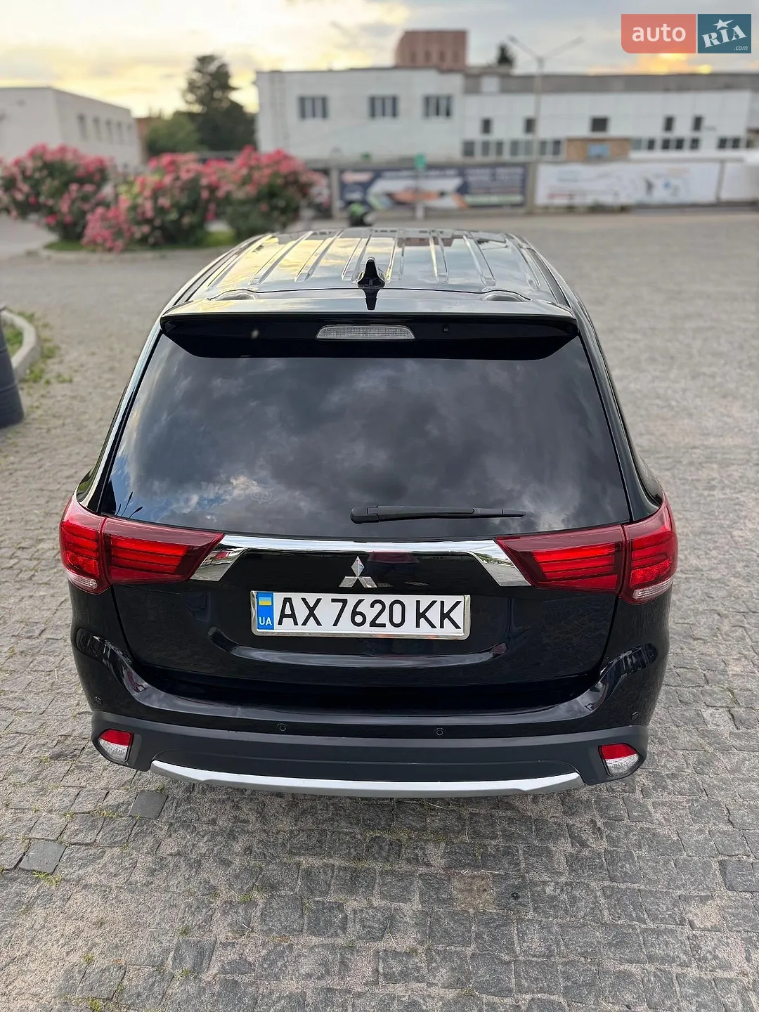 2016 Mitsubishi Outlander - мініатюра 2