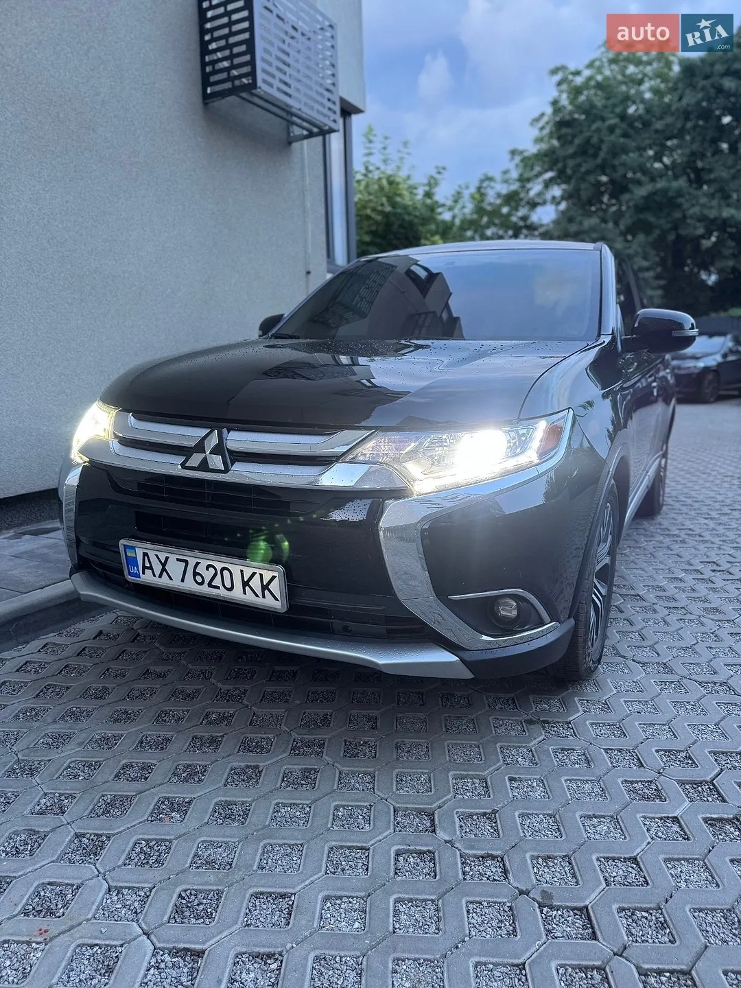 2016 Mitsubishi Outlander - мініатюра 19