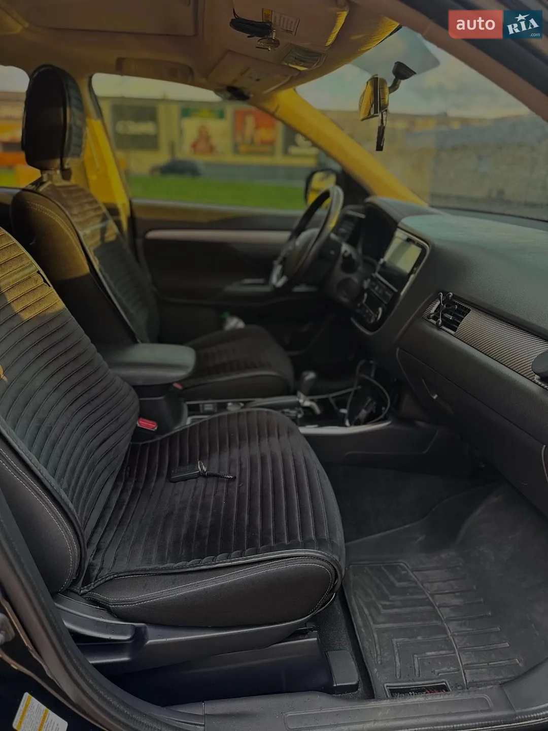 2016 Mitsubishi Outlander - мініатюра 34