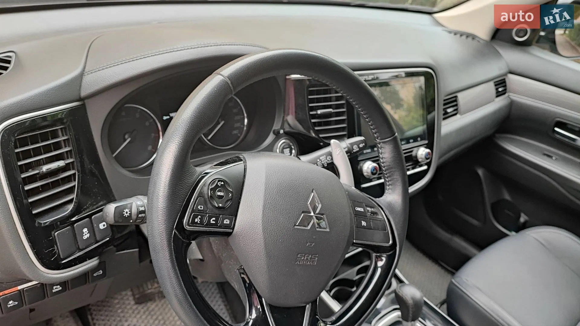 2021 Mitsubishi Outlander - мініатюра 6