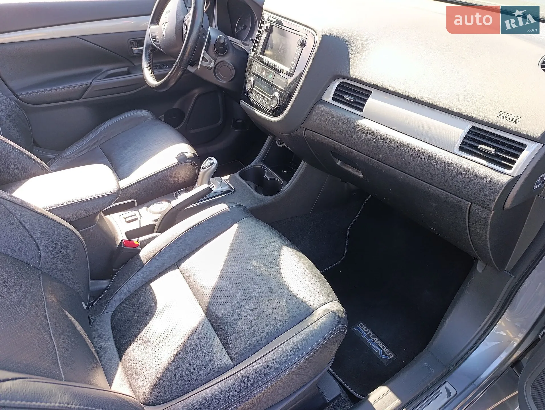 2013 Mitsubishi Outlander - мініатюра 16
