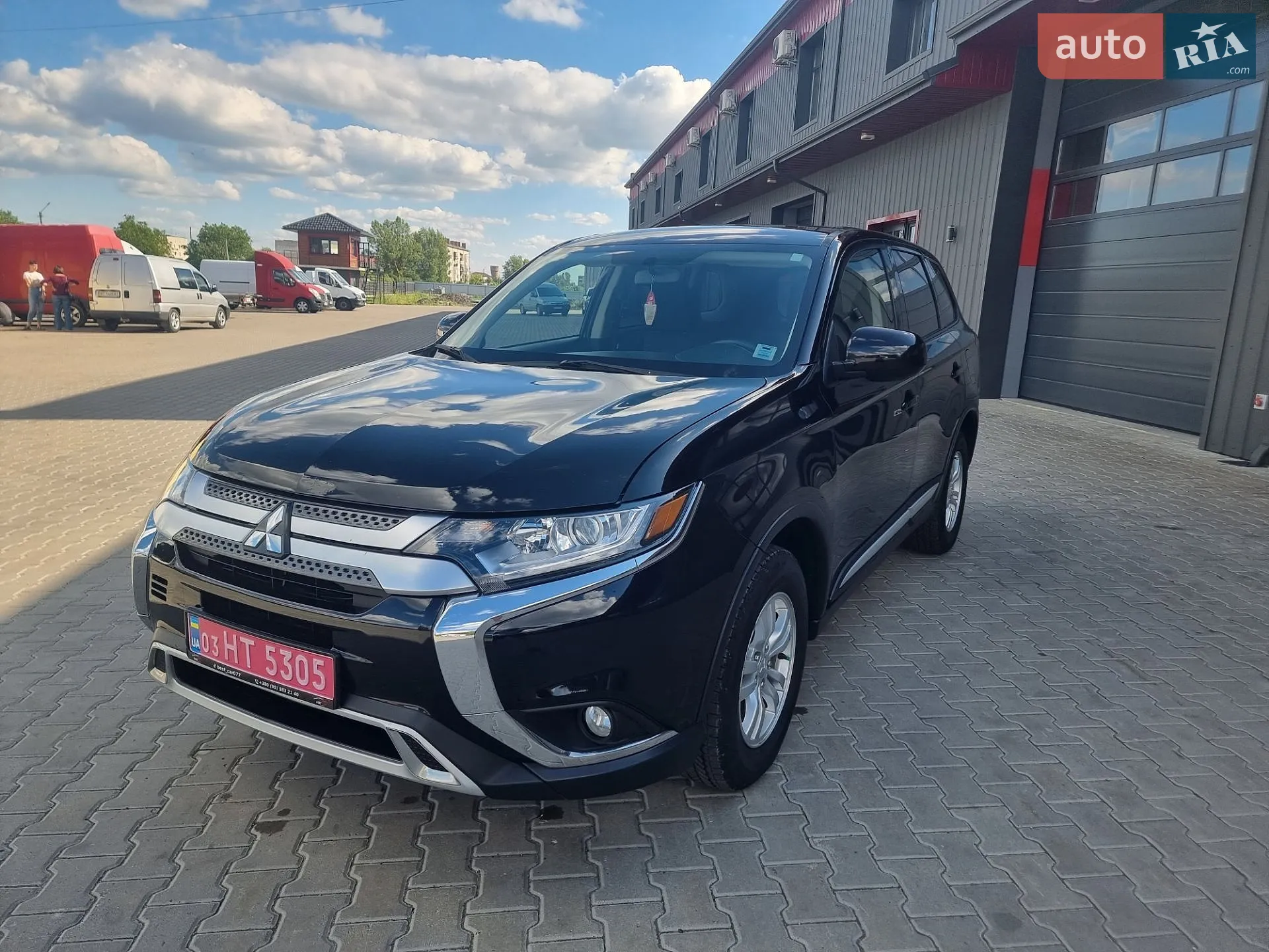 2020 Mitsubishi Outlander - мініатюра 19