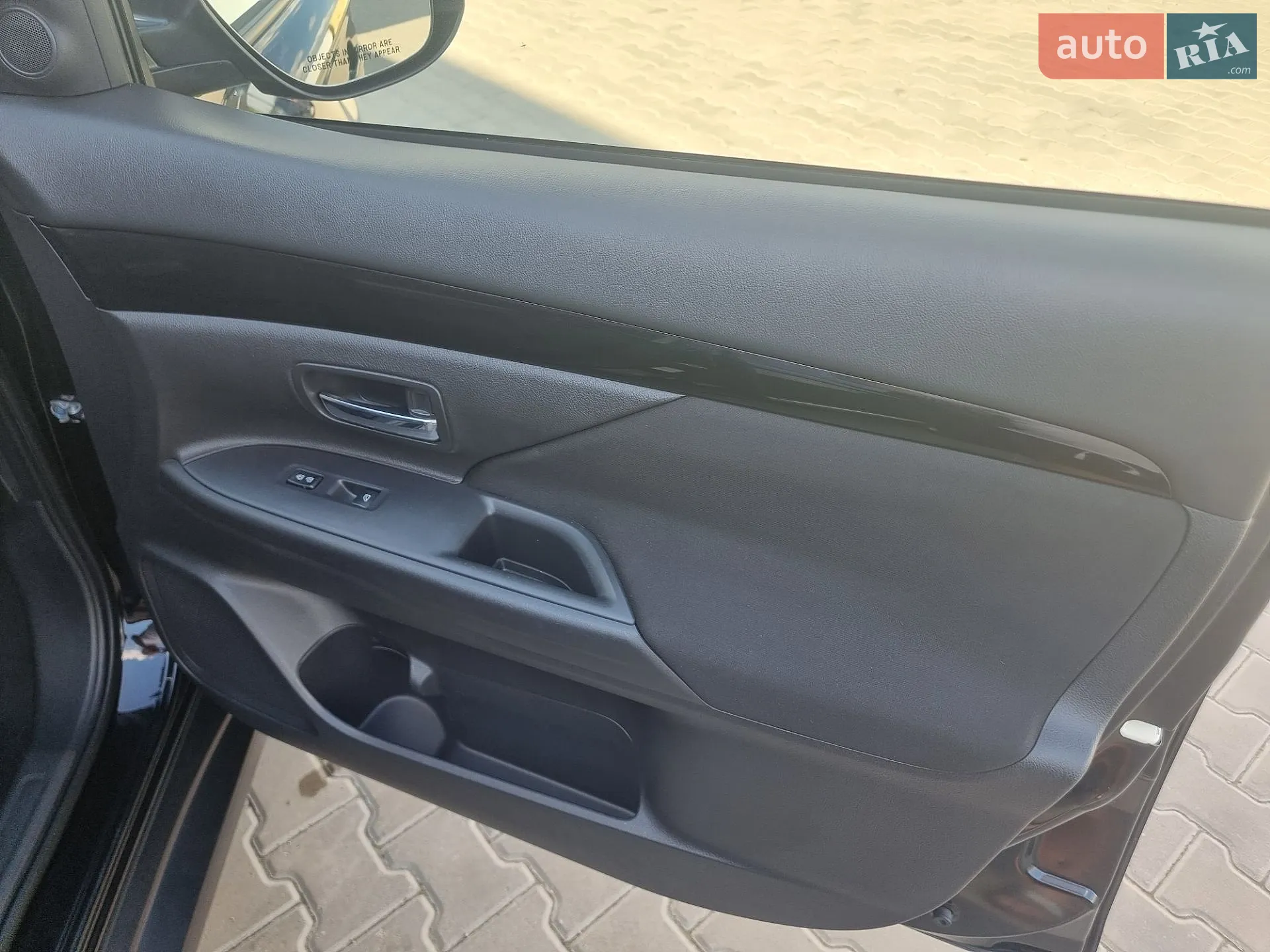 2020 Mitsubishi Outlander - мініатюра 46