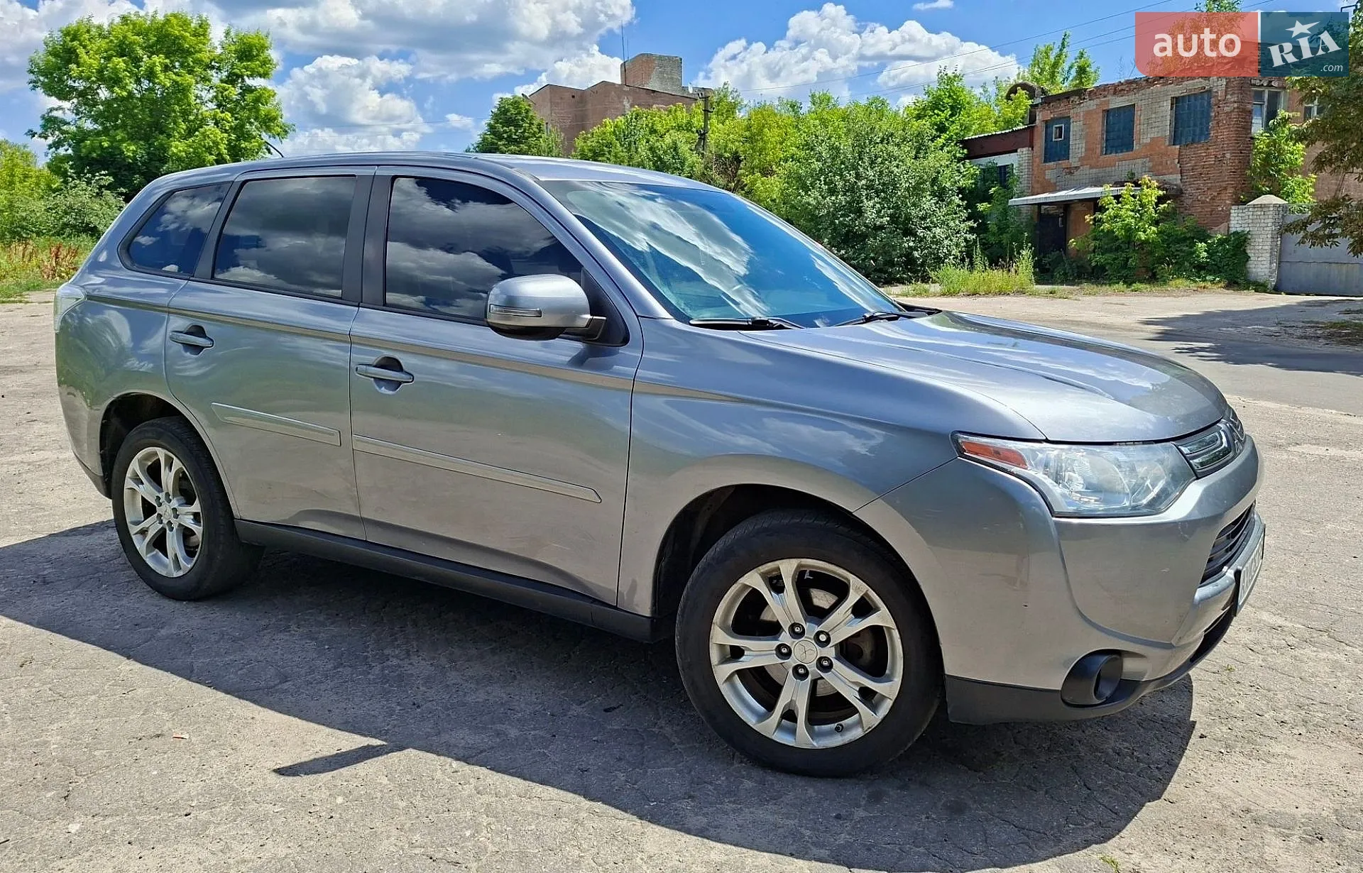 2014 Mitsubishi Outlander - мініатюра 3