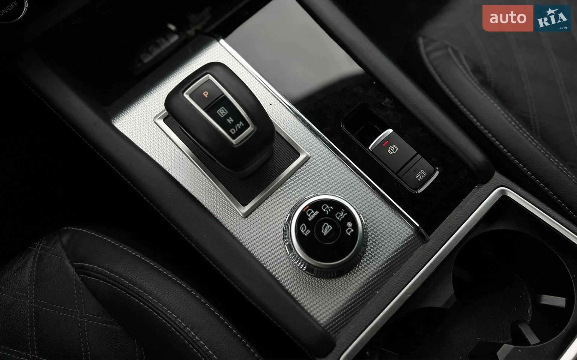 2023 Mitsubishi Outlander - мініатюра 19