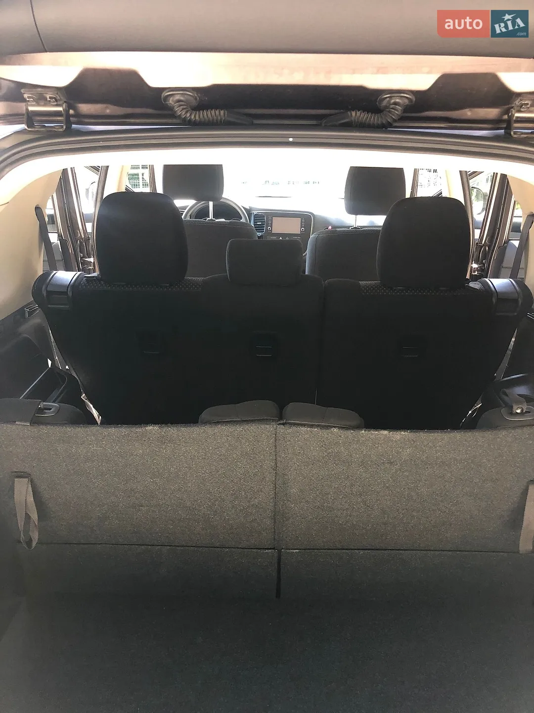 2017 Mitsubishi Outlander - мініатюра 9