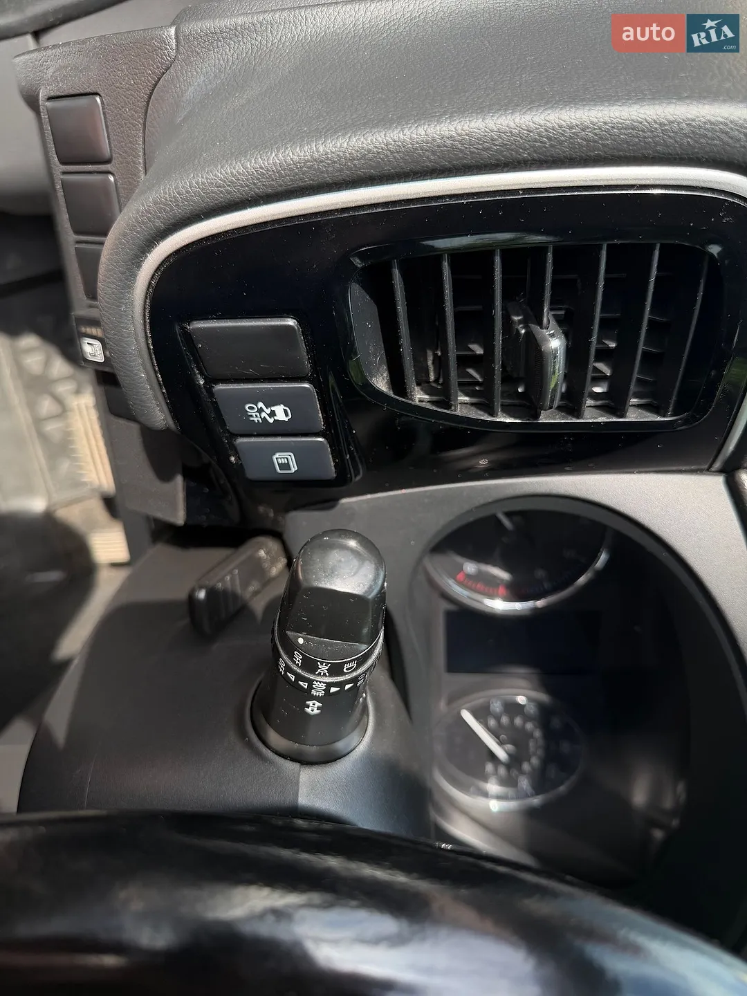 2013 Mitsubishi Outlander - мініатюра 34