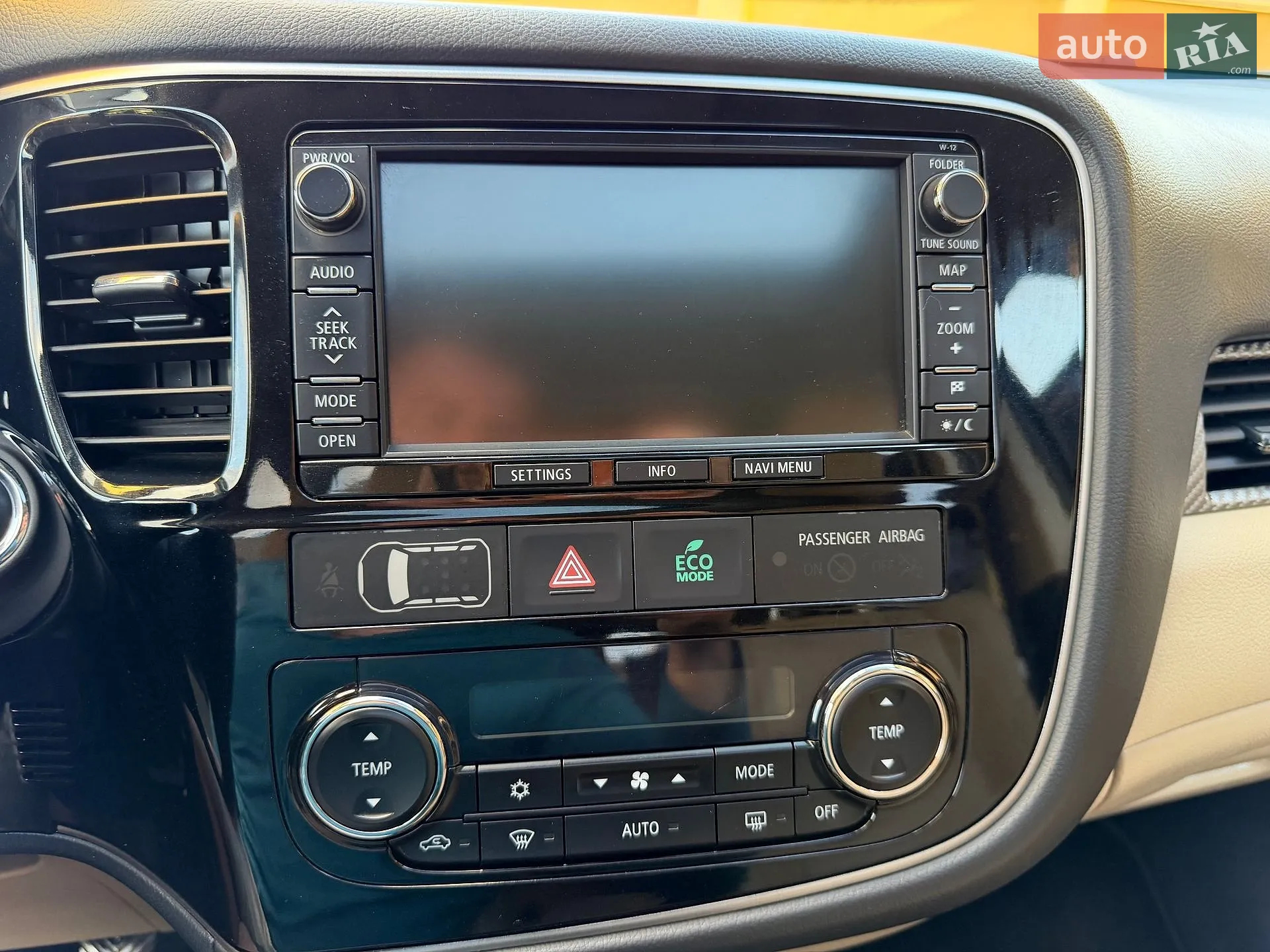 2013 Mitsubishi Outlander - мініатюра 122