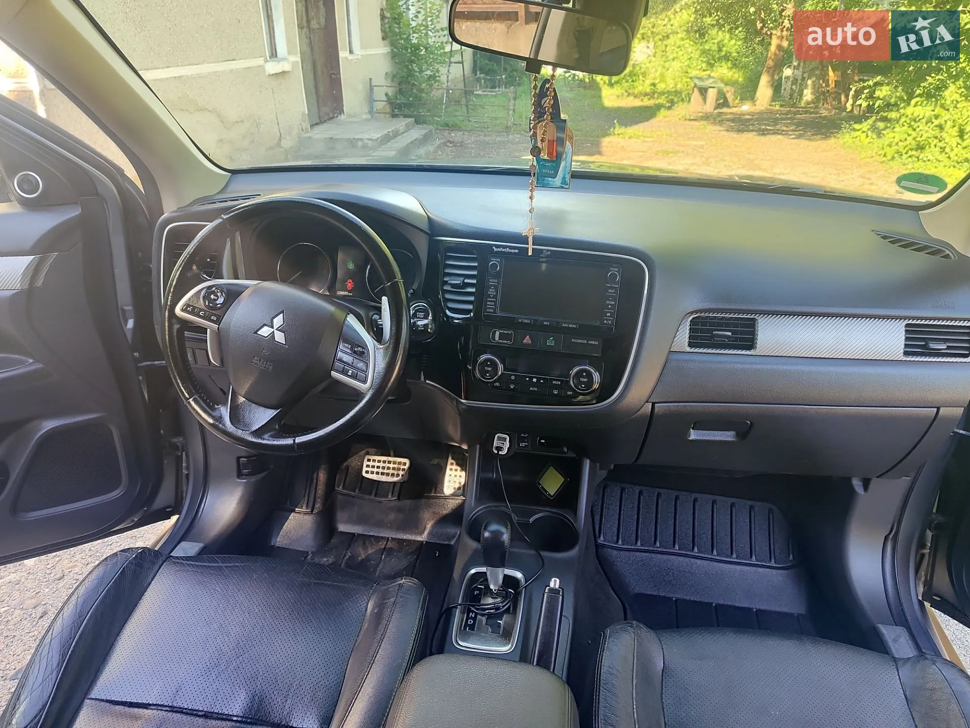 2012 Mitsubishi Outlander - мініатюра 12