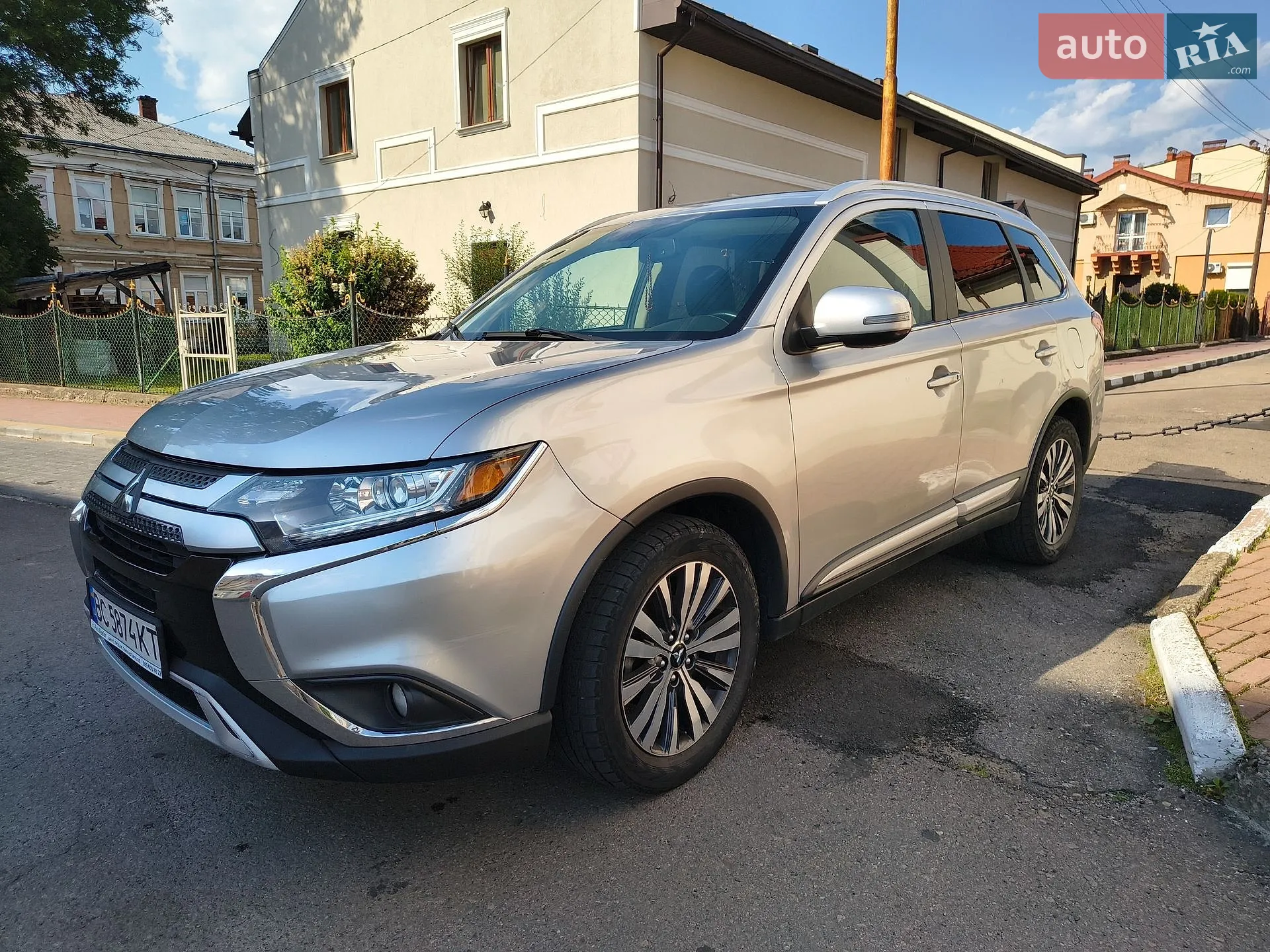 2018 Mitsubishi Outlander - мініатюра 4