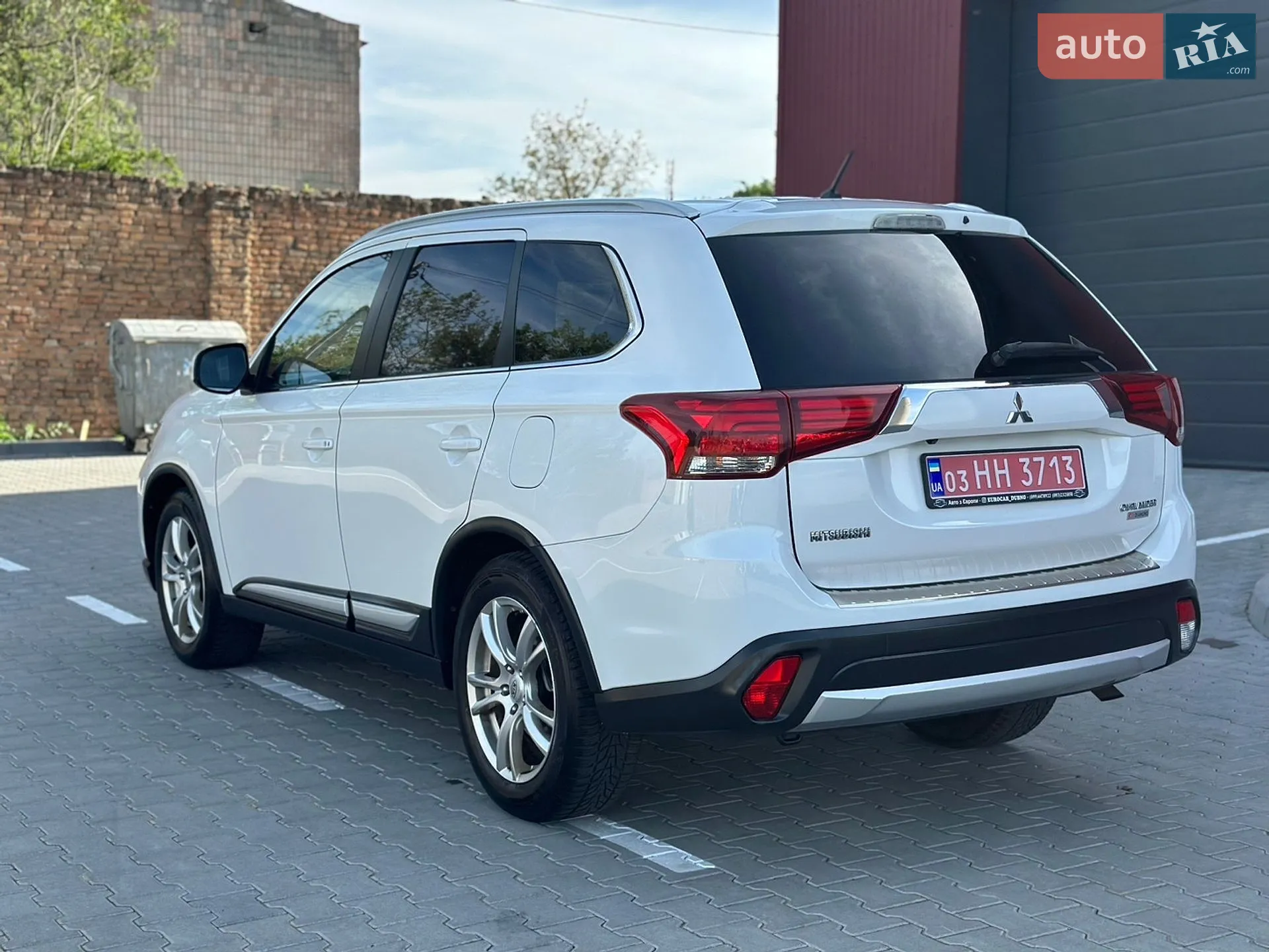 2016 Mitsubishi Outlander - мініатюра 7
