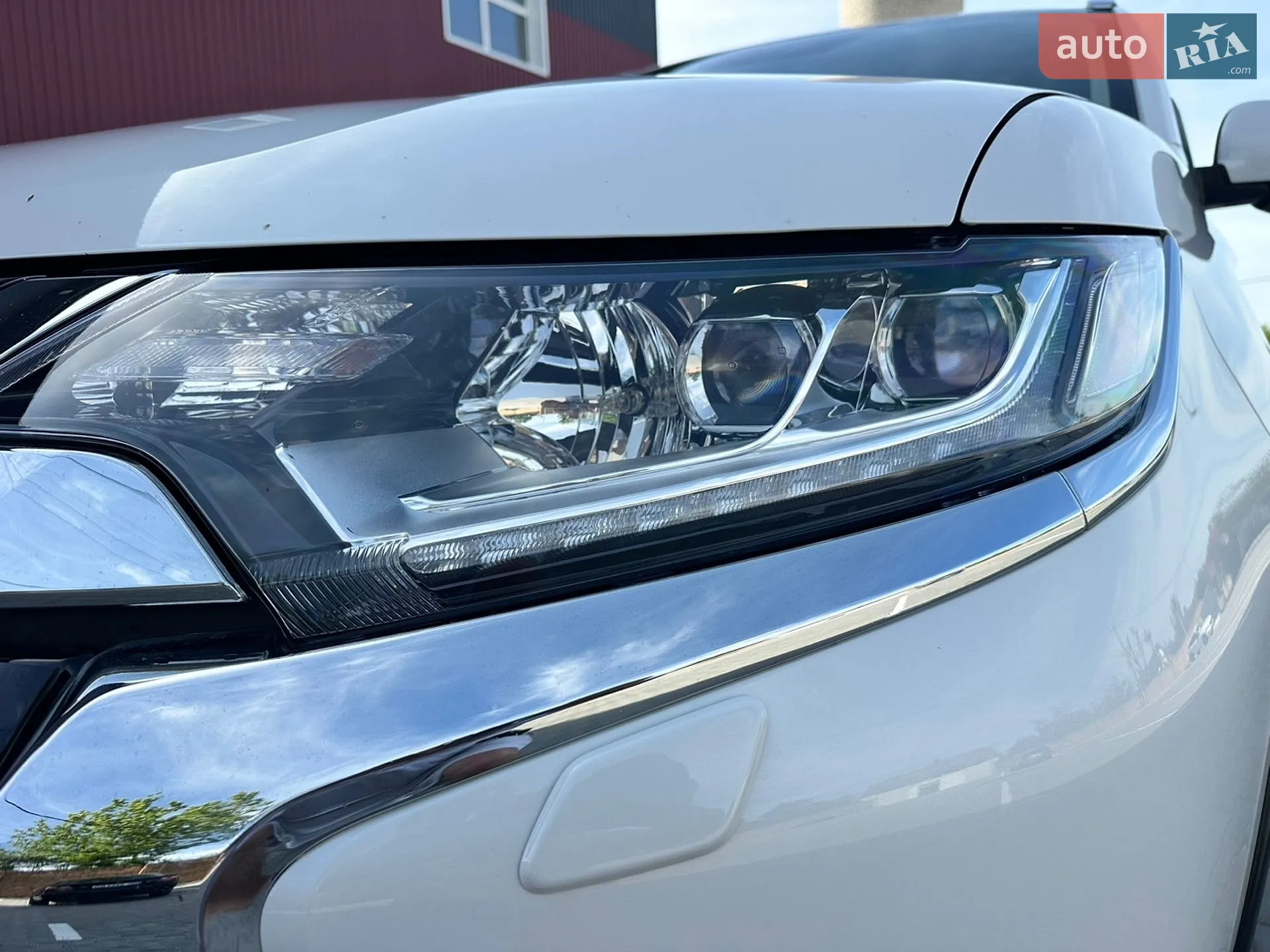 2016 Mitsubishi Outlander - мініатюра 11