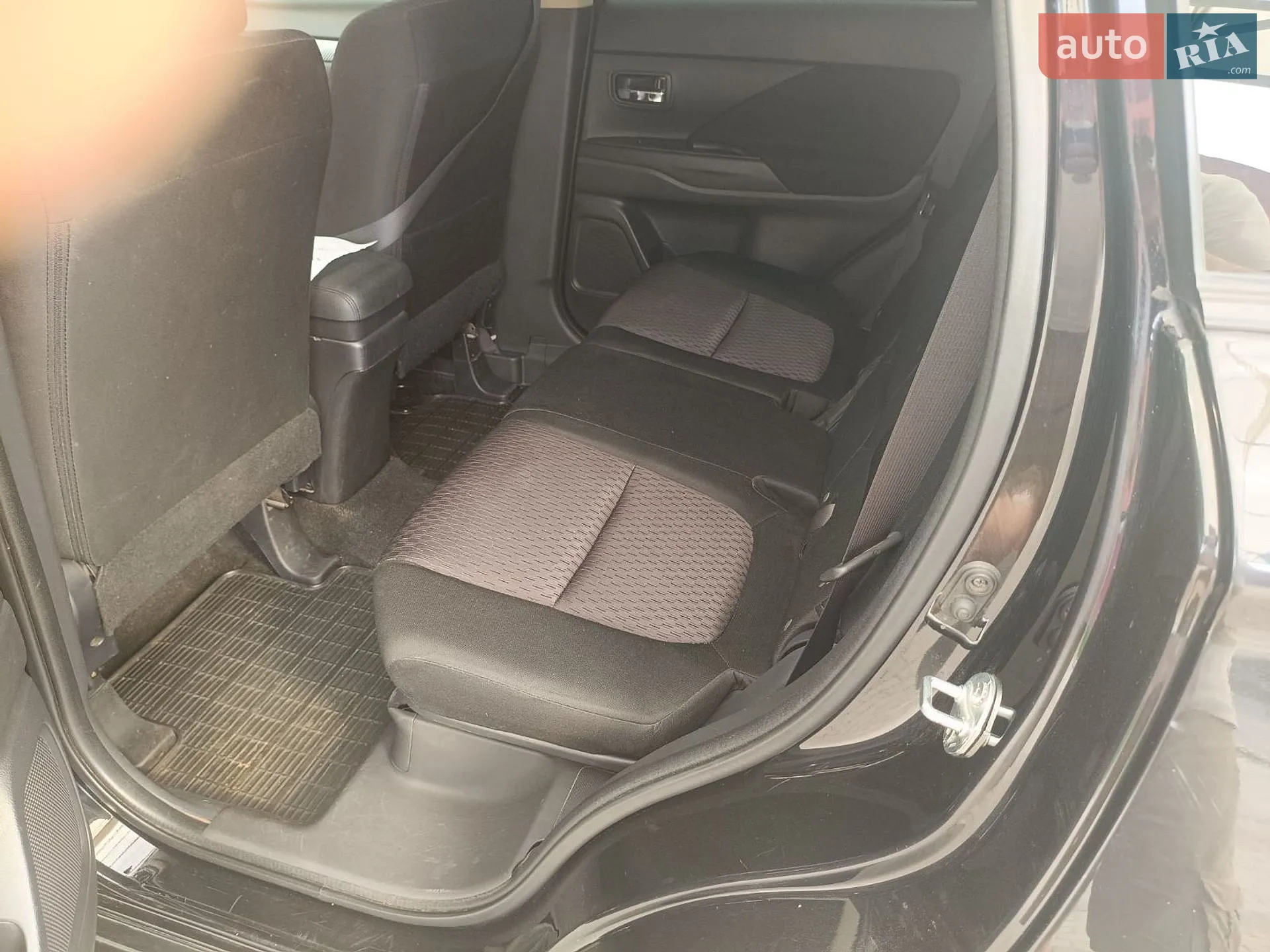 2012 Mitsubishi Outlander - мініатюра 10
