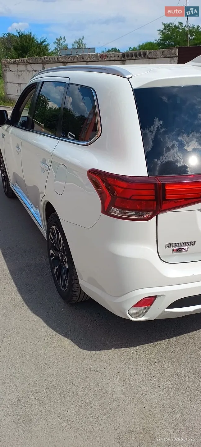 2018 Mitsubishi Outlander - мініатюра 7