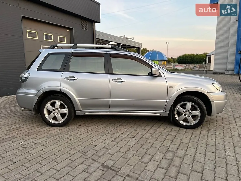 Mitsubishi Outlander 2006 VIN JMBXRCU5W7U000678 фото оголошення 7 з 153