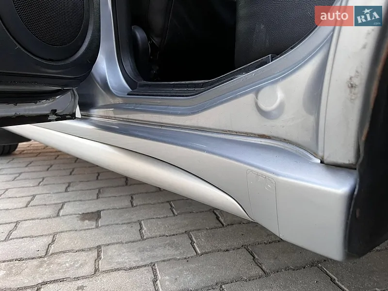 Mitsubishi Outlander 2006 VIN JMBXRCU5W7U000678 фото оголошення 50 з 153