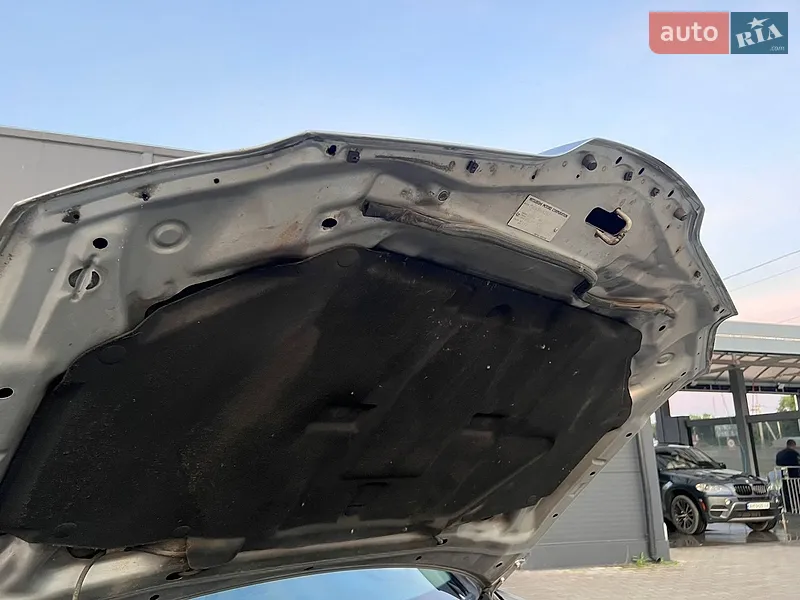 Mitsubishi Outlander 2006 VIN JMBXRCU5W7U000678 фото оголошення 99 з 153