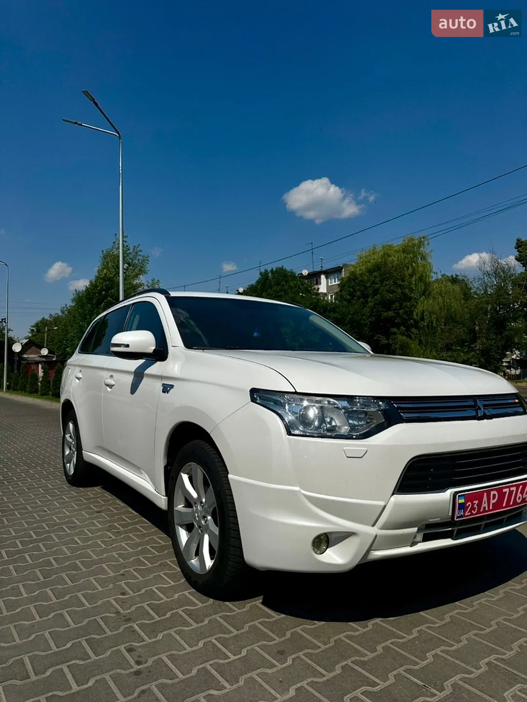 2013 Mitsubishi Outlander - мініатюра 2