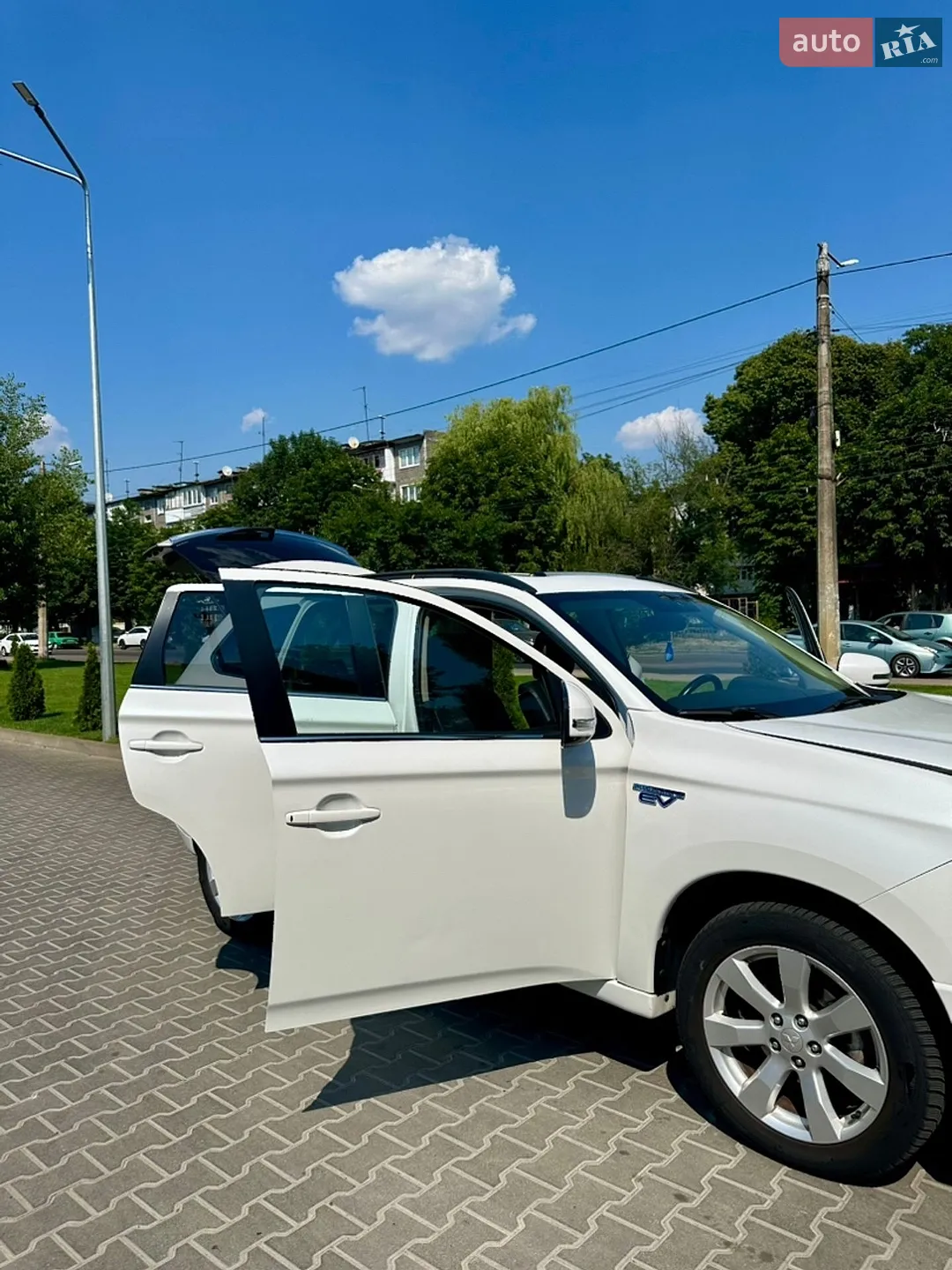2013 Mitsubishi Outlander - мініатюра 9