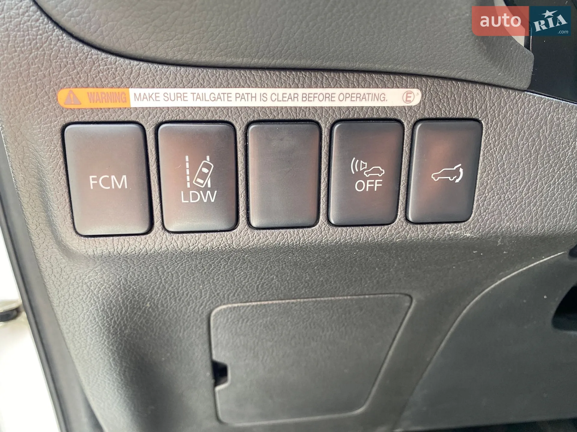 2014 Mitsubishi Outlander - мініатюра 18