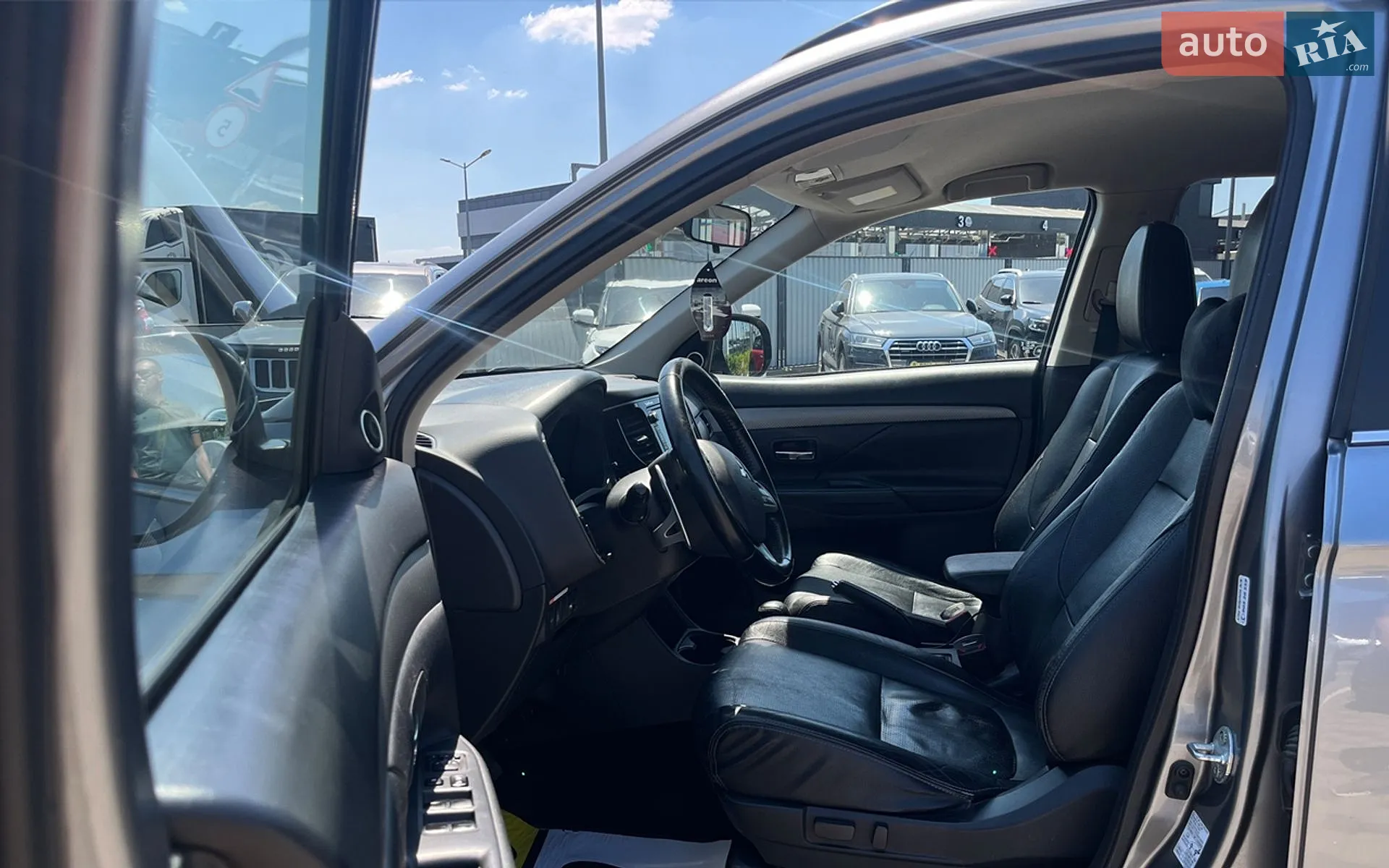 2012 Mitsubishi Outlander - мініатюра 9