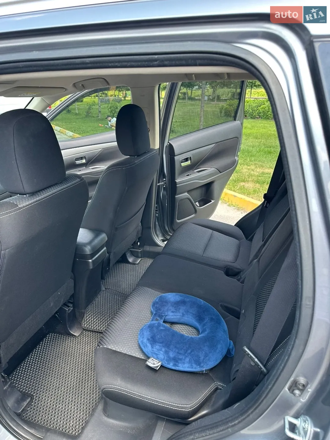 2016 Mitsubishi Outlander - мініатюра 23