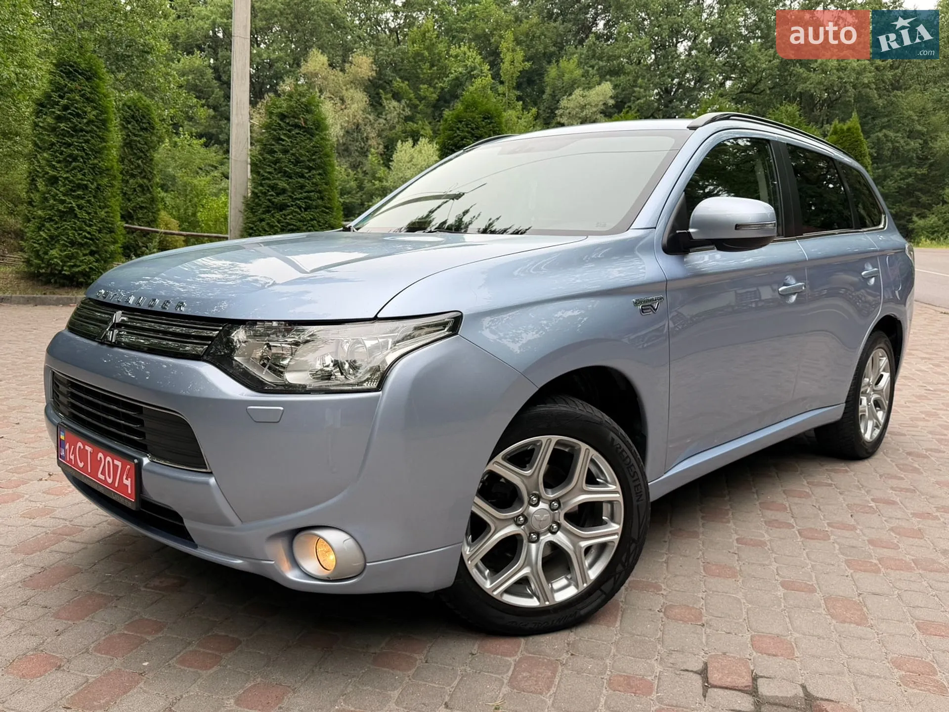 2014 Mitsubishi Outlander - мініатюра 28