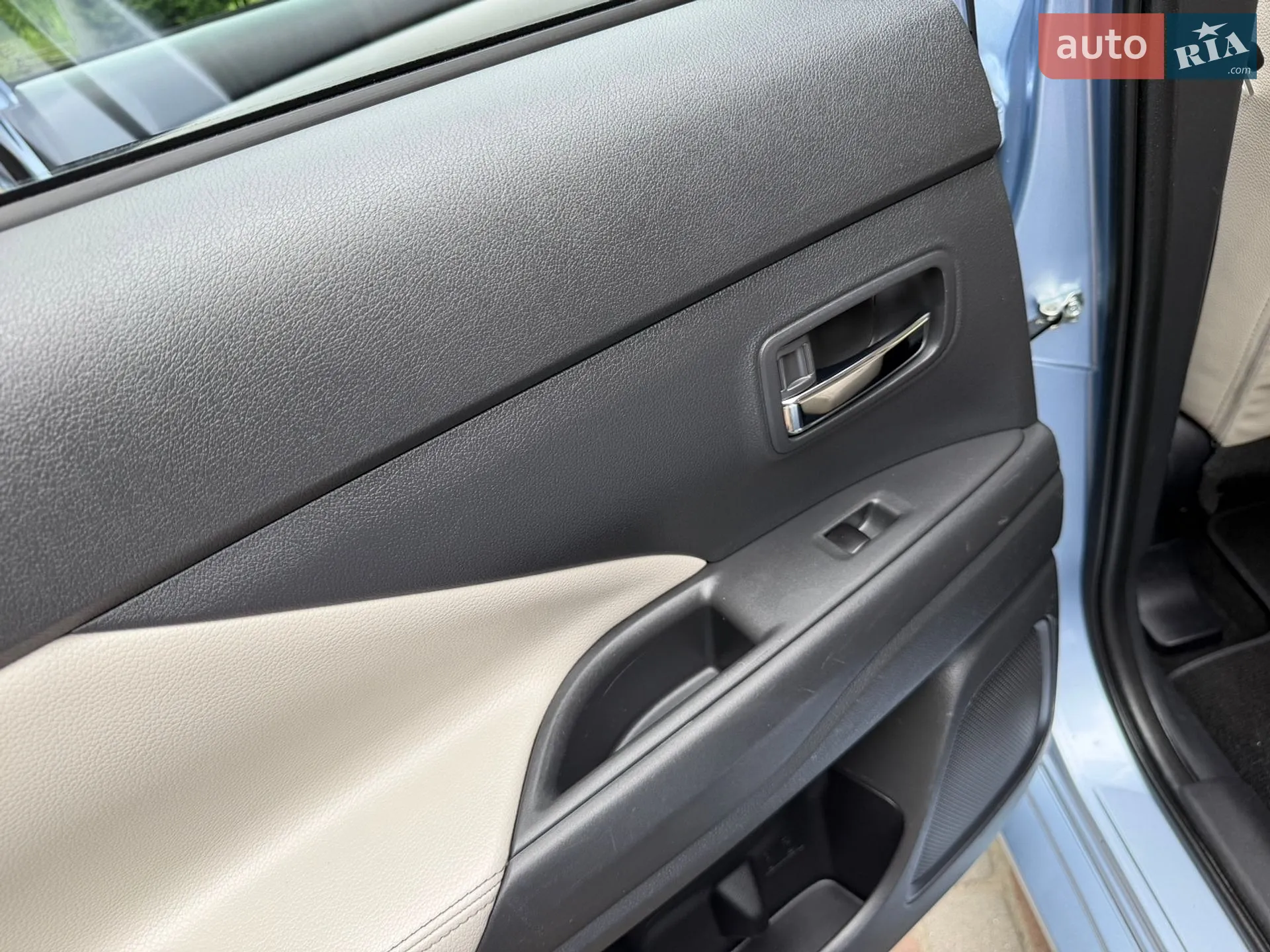 2014 Mitsubishi Outlander - мініатюра 105