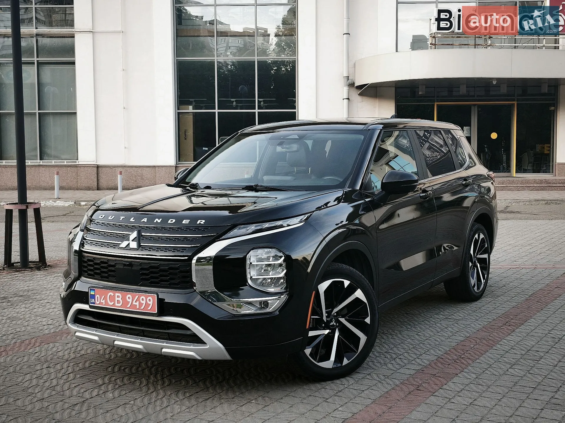 2022 Mitsubishi Outlander - мініатюра 16