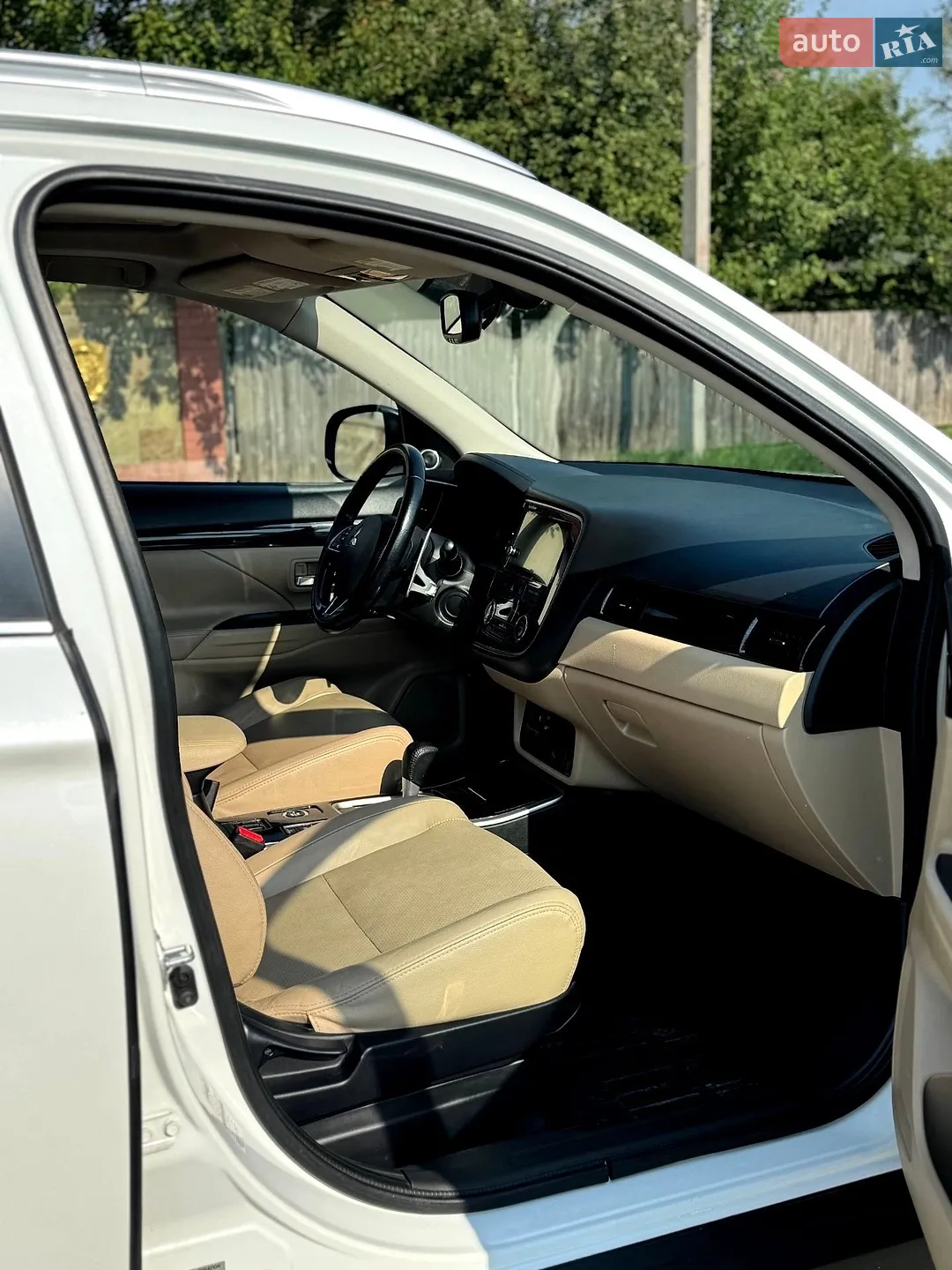 2016 Mitsubishi Outlander - мініатюра 9