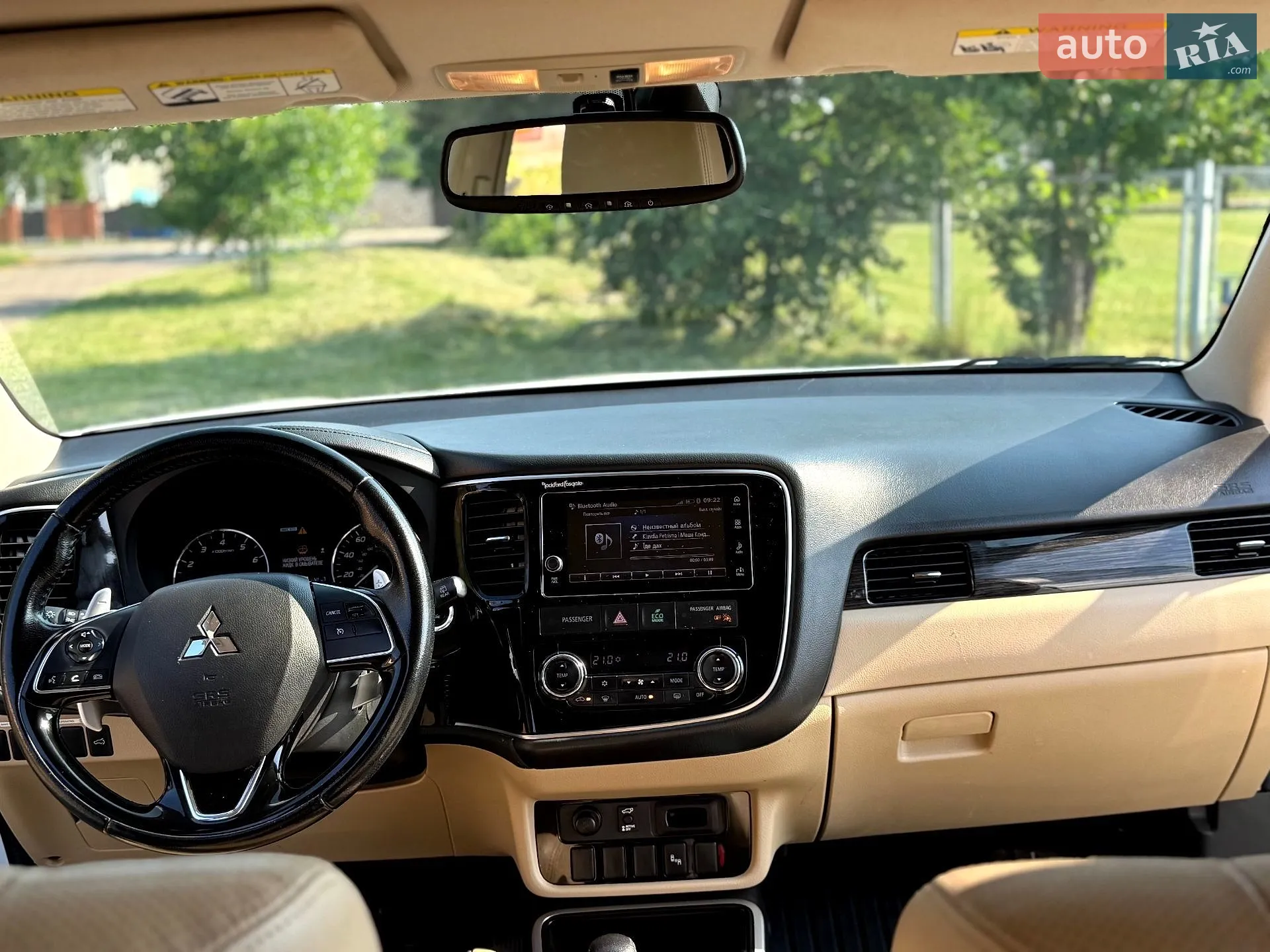2016 Mitsubishi Outlander - мініатюра 13