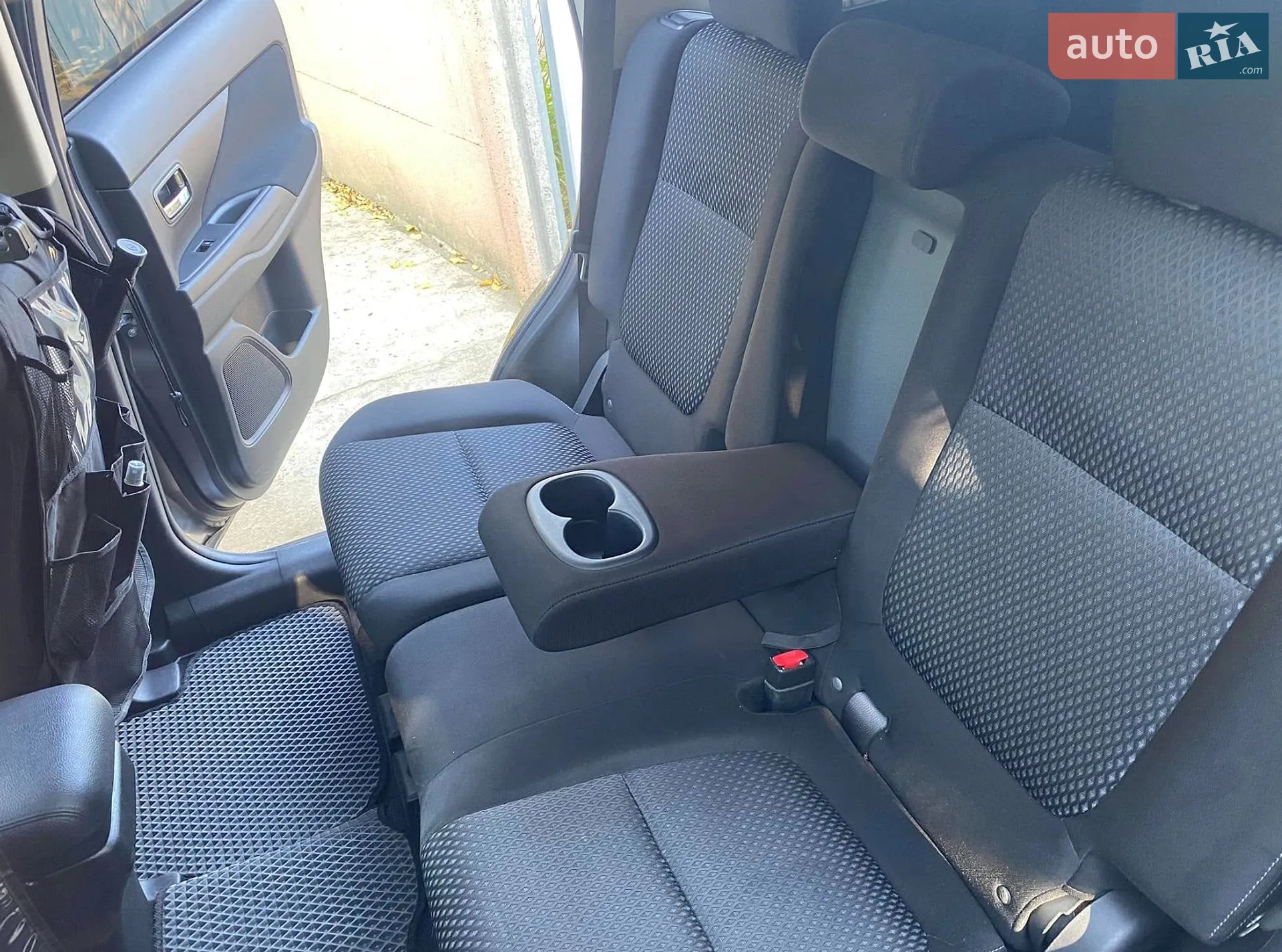 2018 Mitsubishi Outlander - мініатюра 5