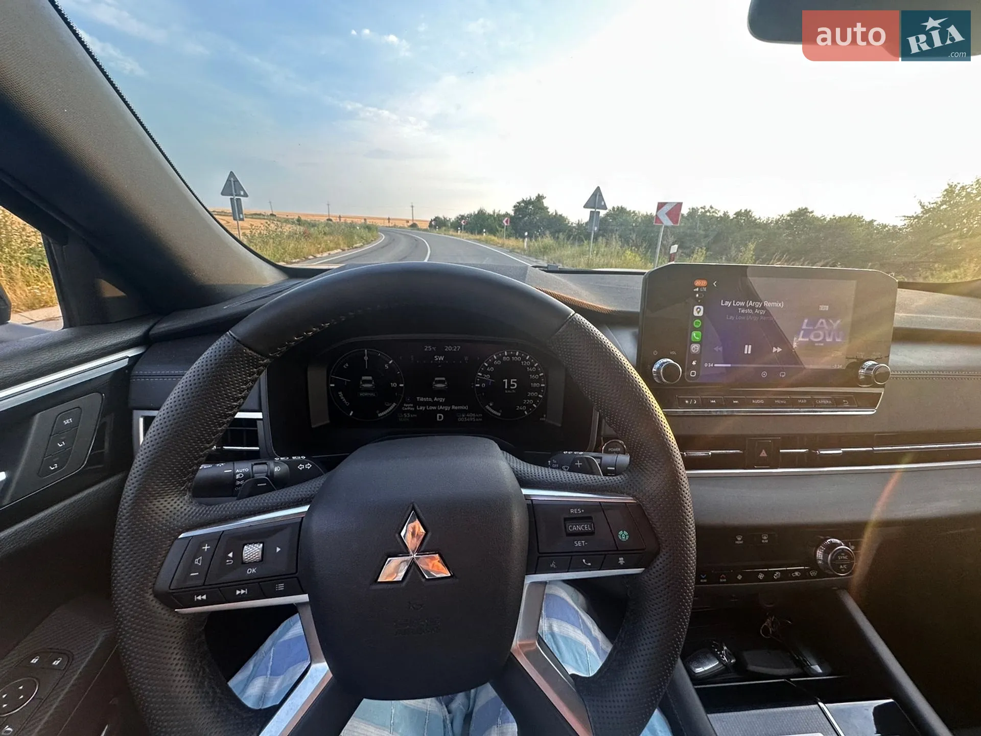 2025 Mitsubishi Outlander - мініатюра 67