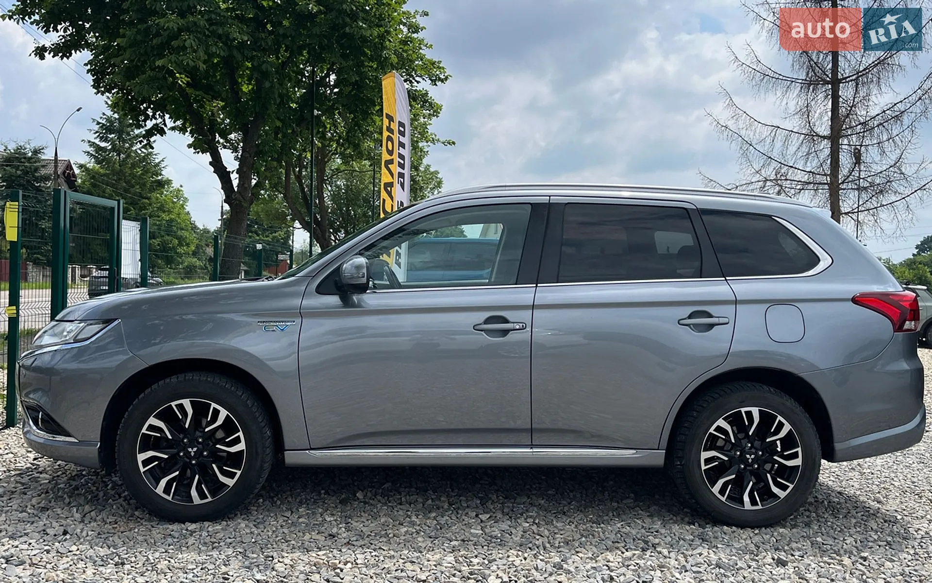 2016 Mitsubishi Outlander - мініатюра 4