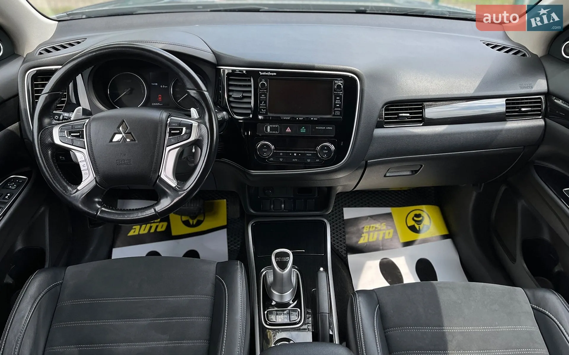 2016 Mitsubishi Outlander - мініатюра 10