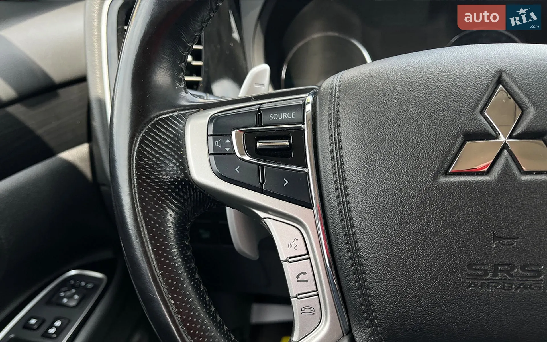 2016 Mitsubishi Outlander - мініатюра 15