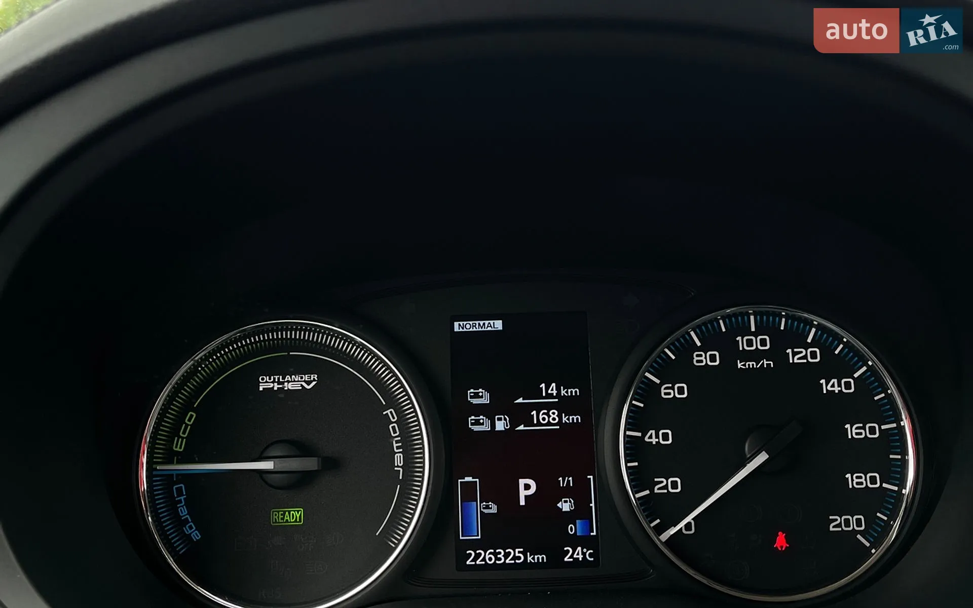 2016 Mitsubishi Outlander - мініатюра 17