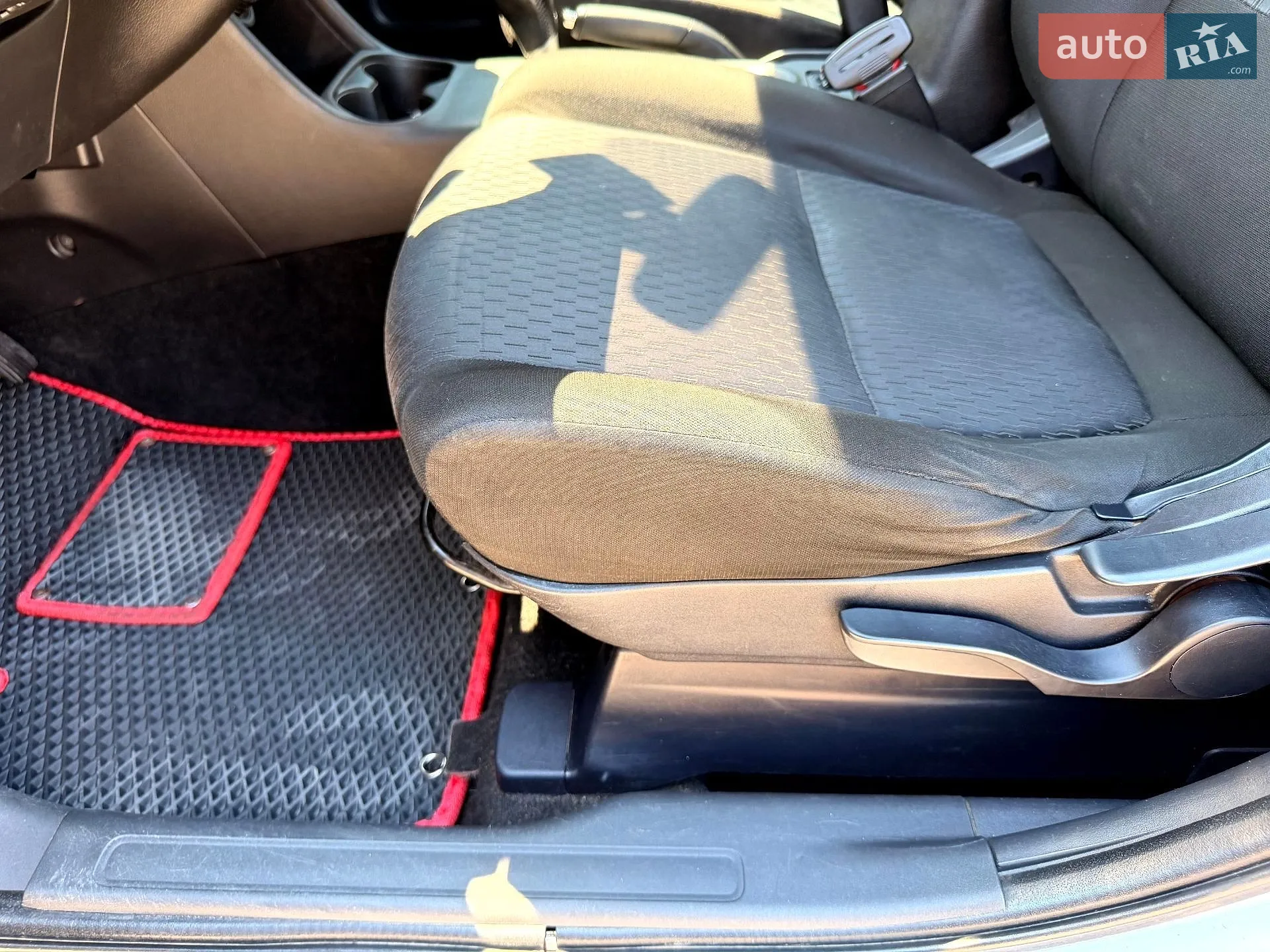2013 Mitsubishi Outlander - мініатюра 68