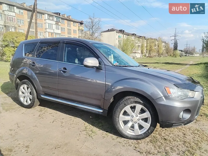 Mitsubishi Outlander 2010