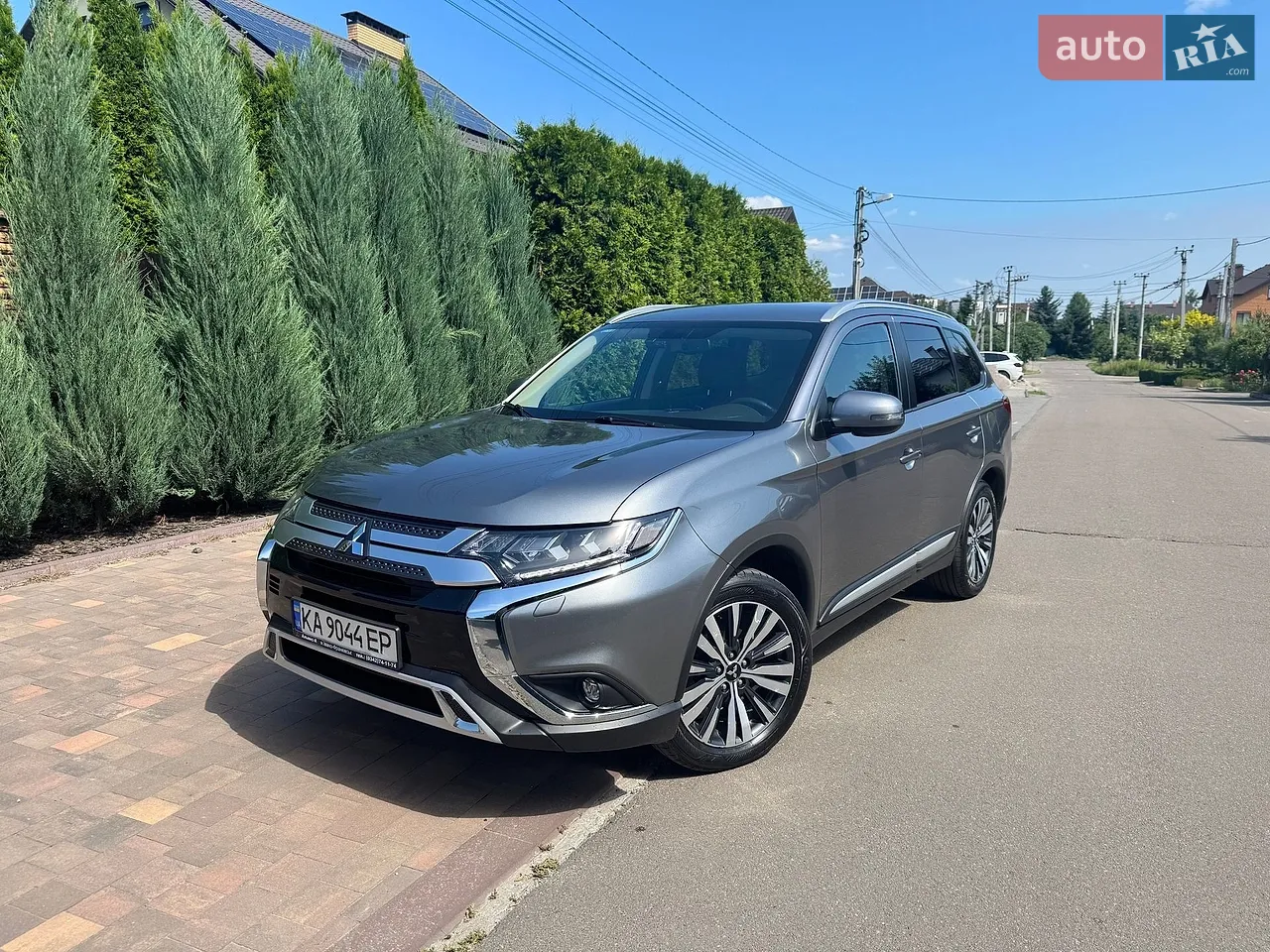 2021 Mitsubishi Outlander - мініатюра 18