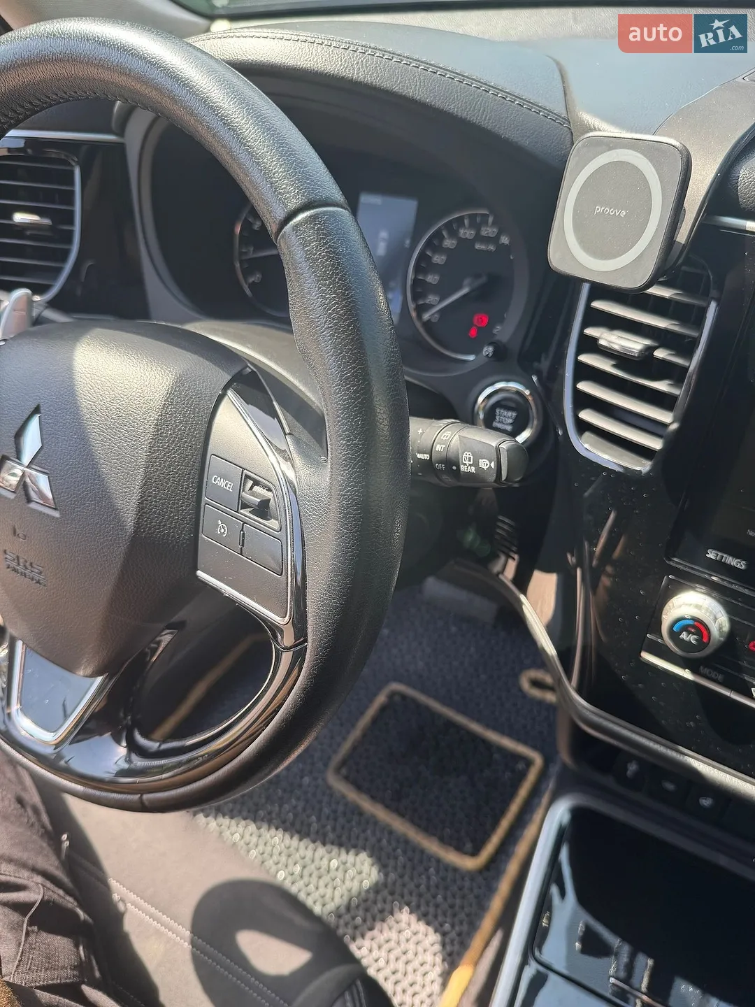 2021 Mitsubishi Outlander - мініатюра 20