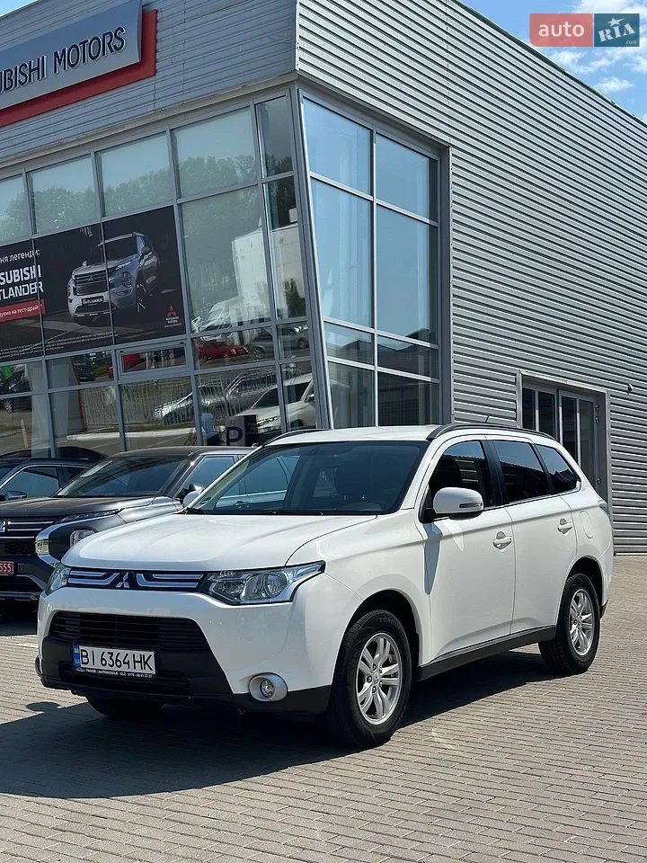 2023 Mitsubishi Outlander - мініатюра 20