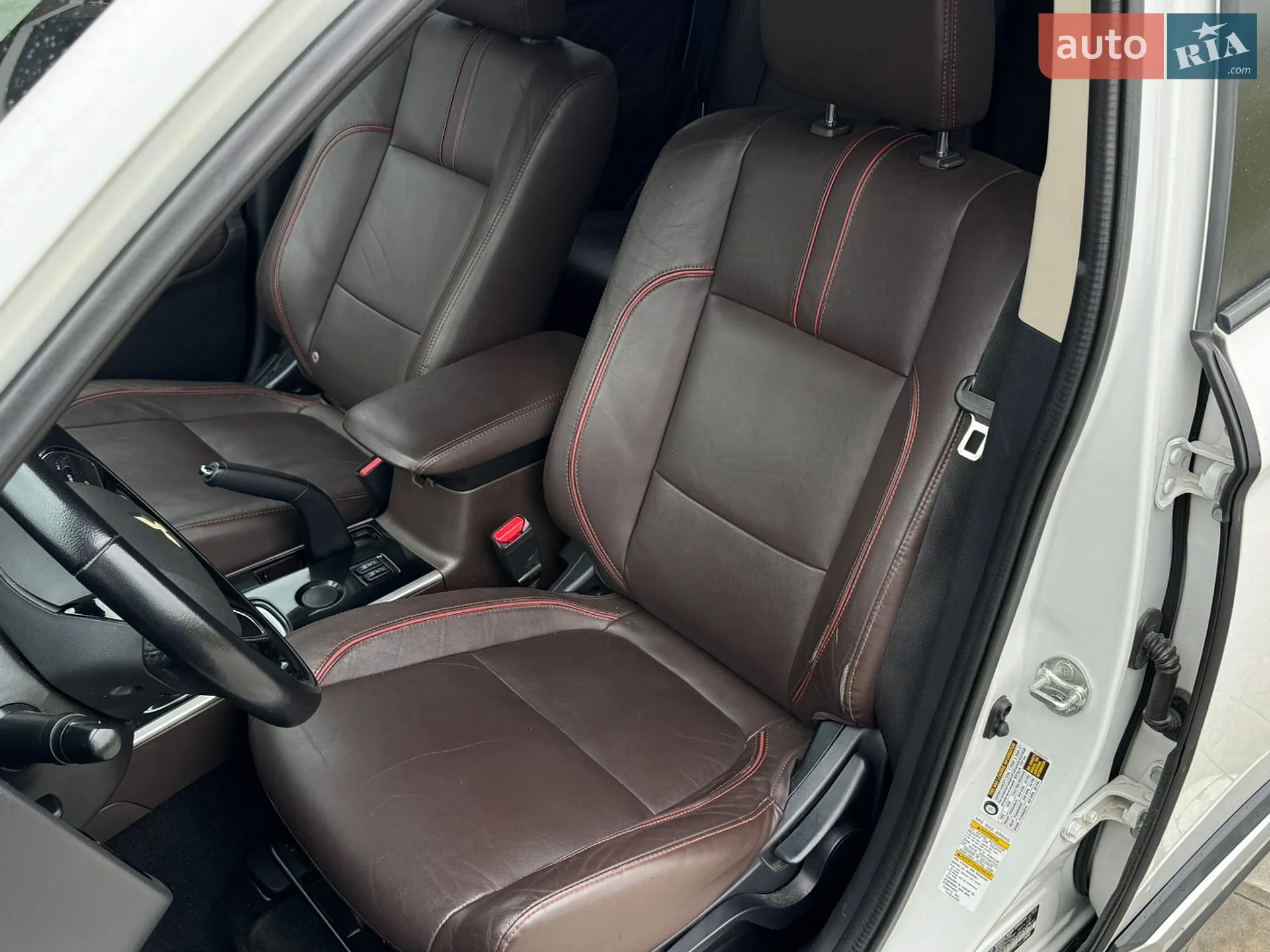 2016 Mitsubishi Outlander - мініатюра 24
